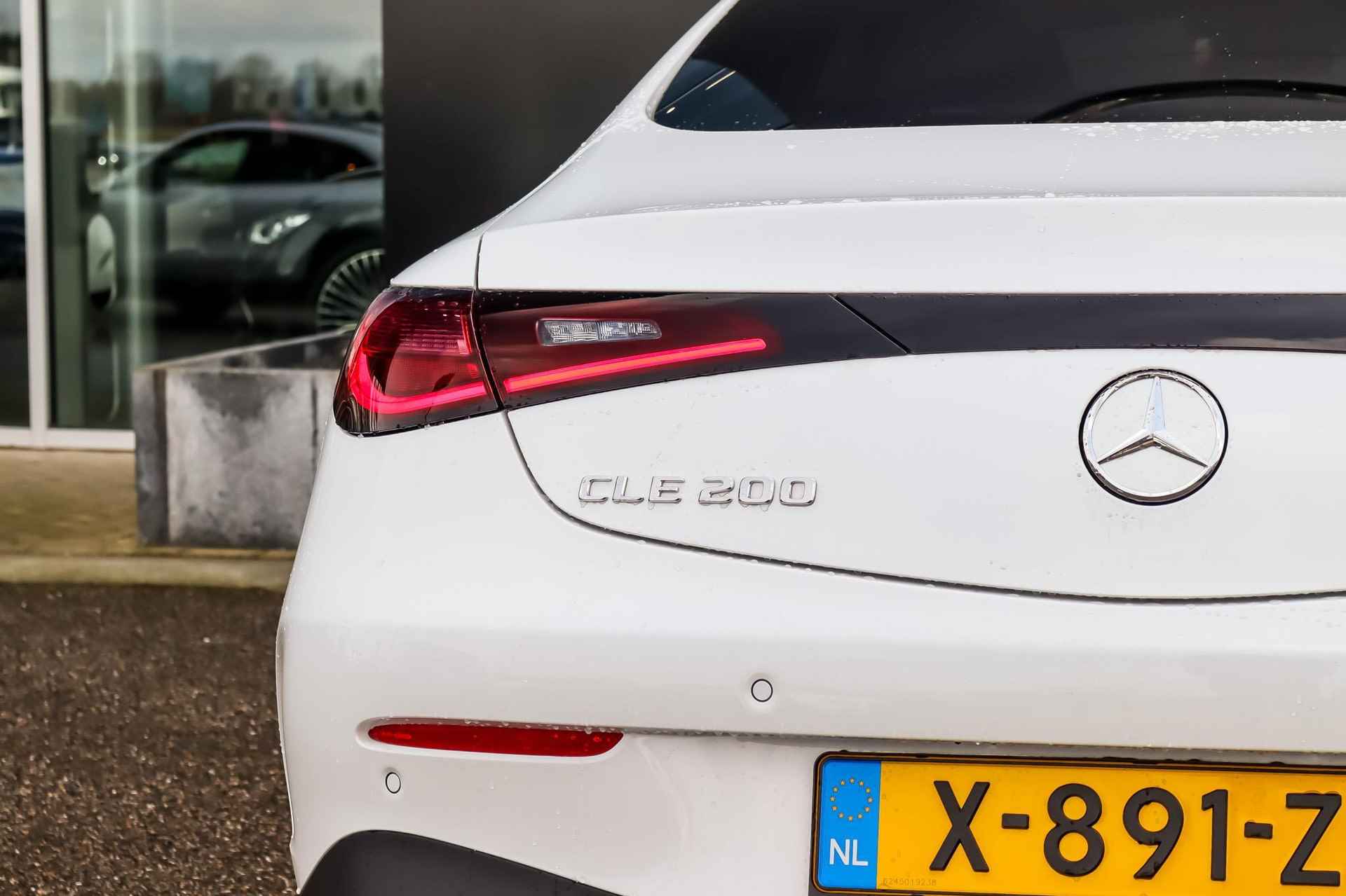 Mercedes-Benz CLE CLE 200 Coupé Automaat AMG Line | Premium Pakket | Rijassistentiepakket Plus | Nightpakket | Panoramadak - 5/33