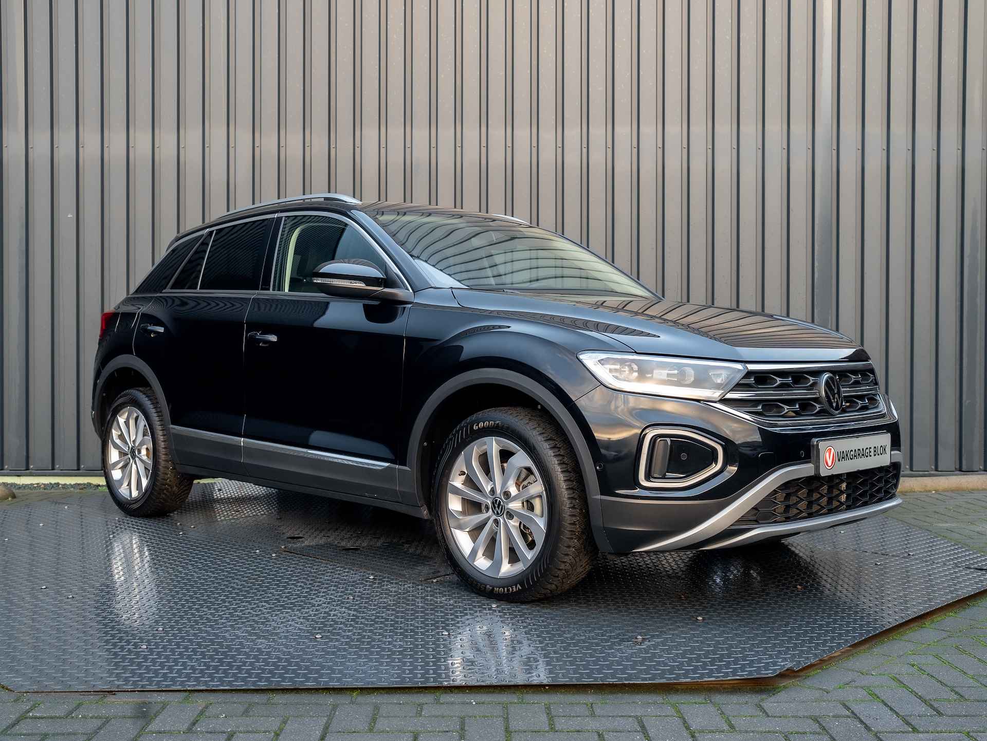 Volkswagen T-Roc 1.5 TSI DSG 150Pk Style | IQ Light | ACC | Stoelverw. | Prijs Rijklaar!! - 45/46