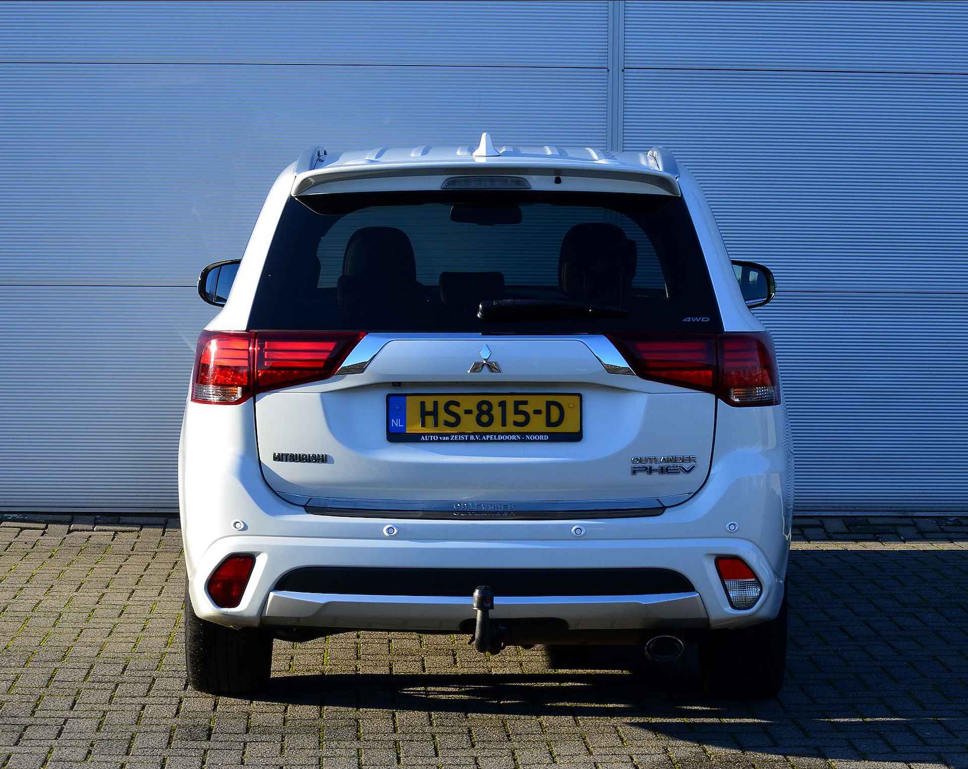 Mitsubishi Outlander PHEV 2.0 INSTYLE 4WD | PLUG IN HYBRID | V2G | FULL OPTIONS | ALL SEASON BANDEN | TREKHAAK 1500KG | ALL IN RIJKLAARPRIJS - 9/46