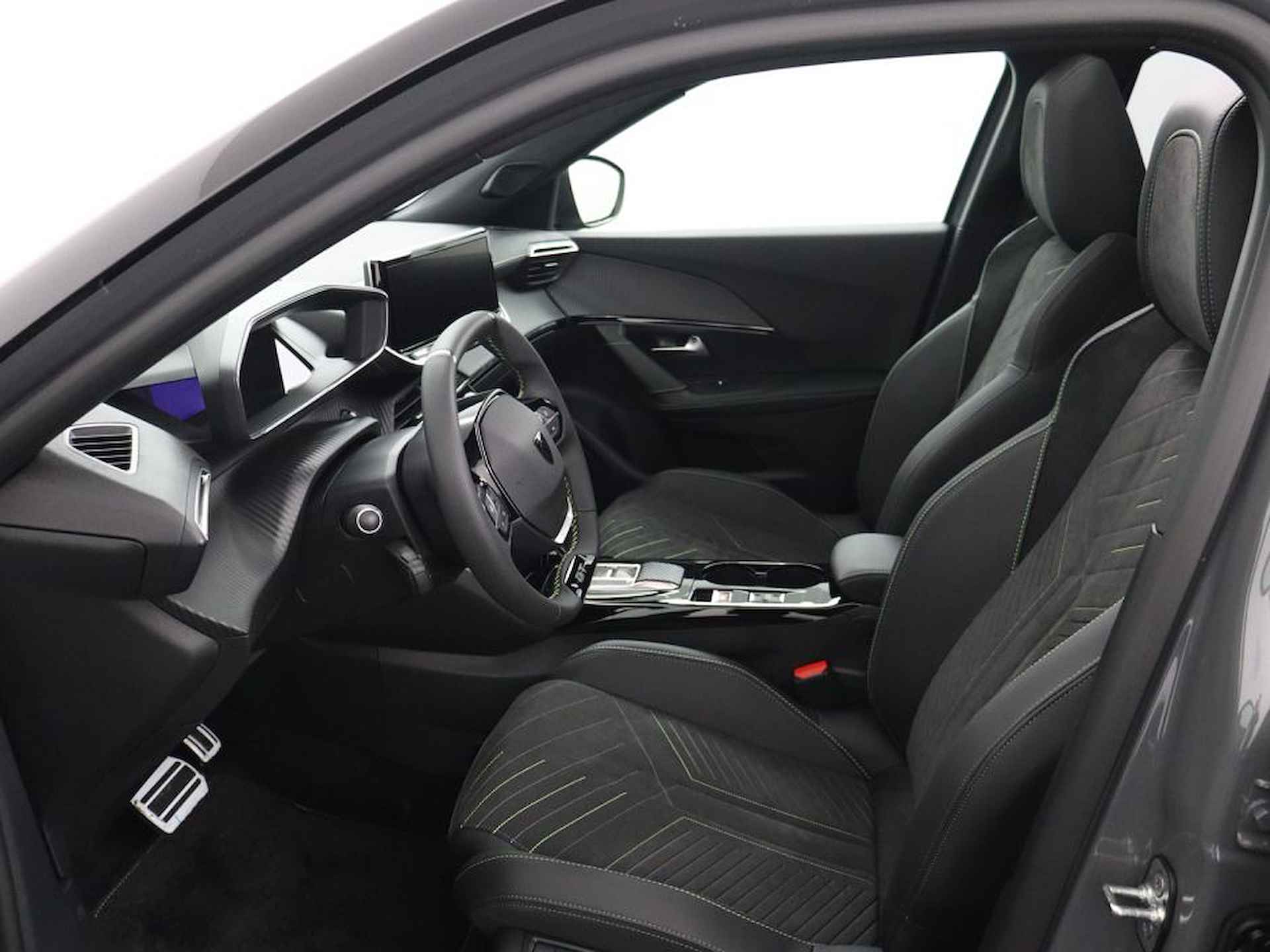 Peugeot e-2008 EV GT 54 kWh Open Dak | Massagestoelen | Full options - 20/40