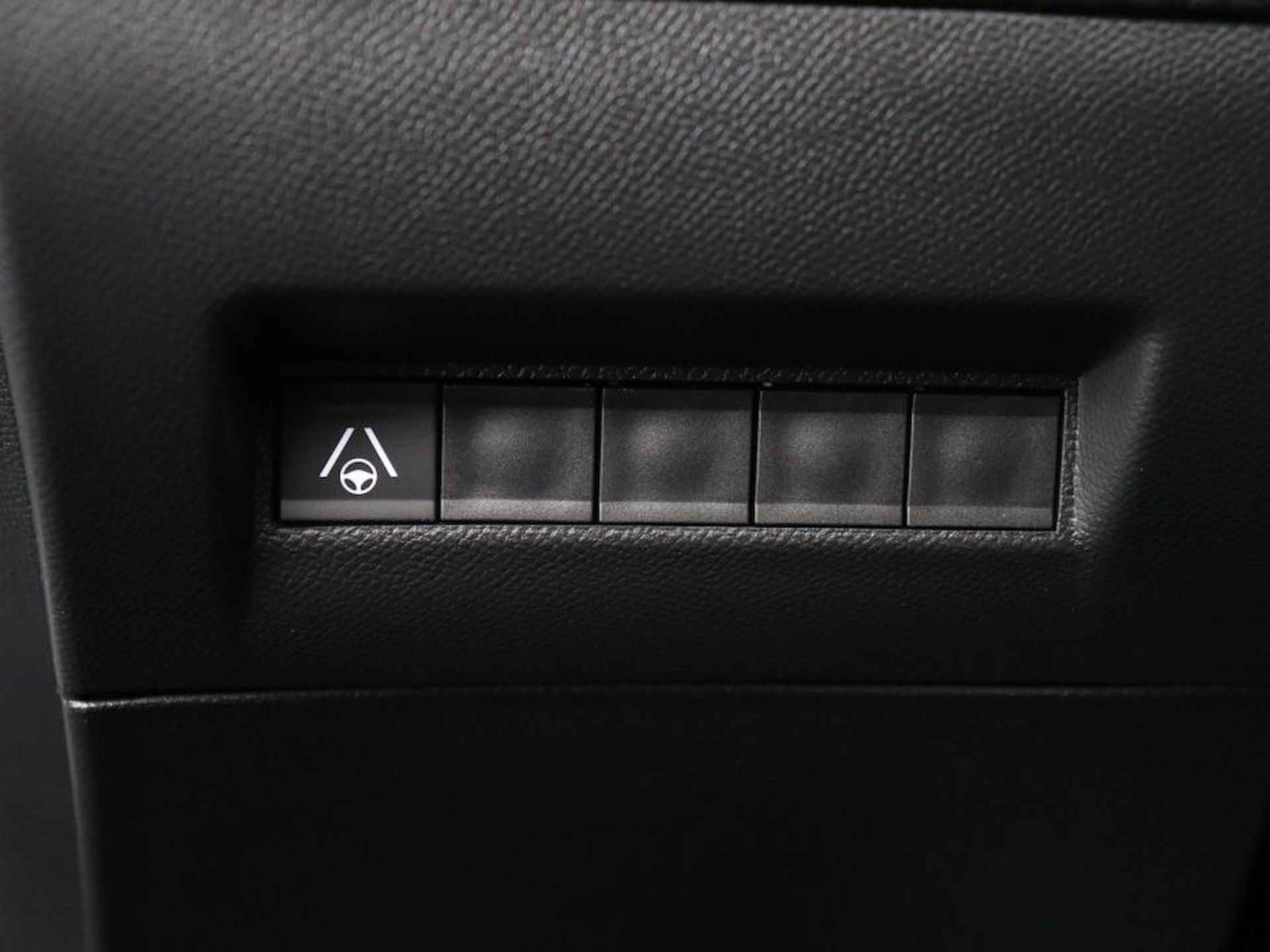 Peugeot e-2008 EV GT 54 kWh Open Dak | Massagestoelen | Full options - 32/40