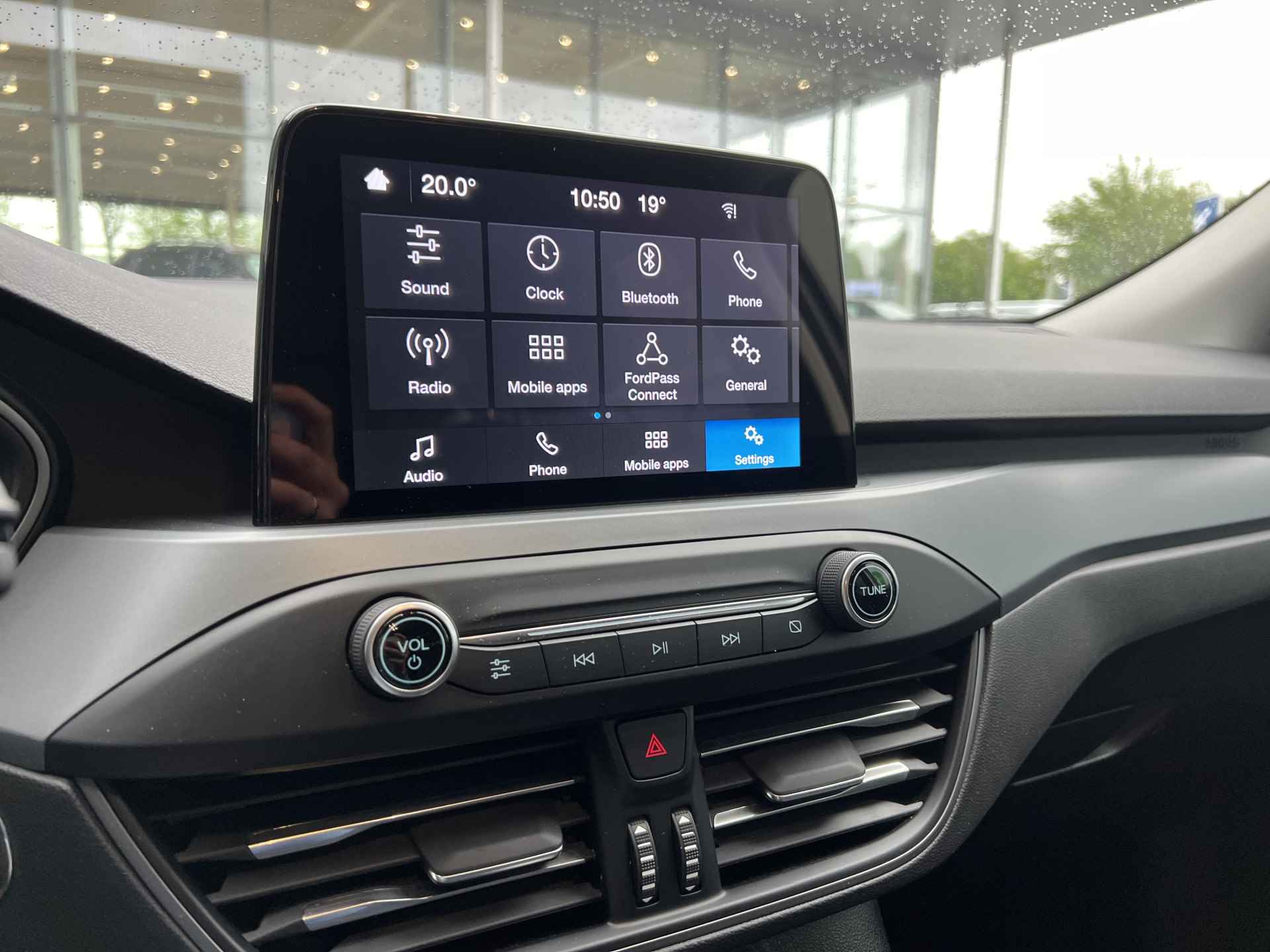 Ford FOCUS Wagon 1.0 Hybrid Automaat | FORD PROTECT 06-2027 | Winter Pack | Cruise Control | Climate Control | APPLE Carplay & ANDROID Auto | Get - 21/25