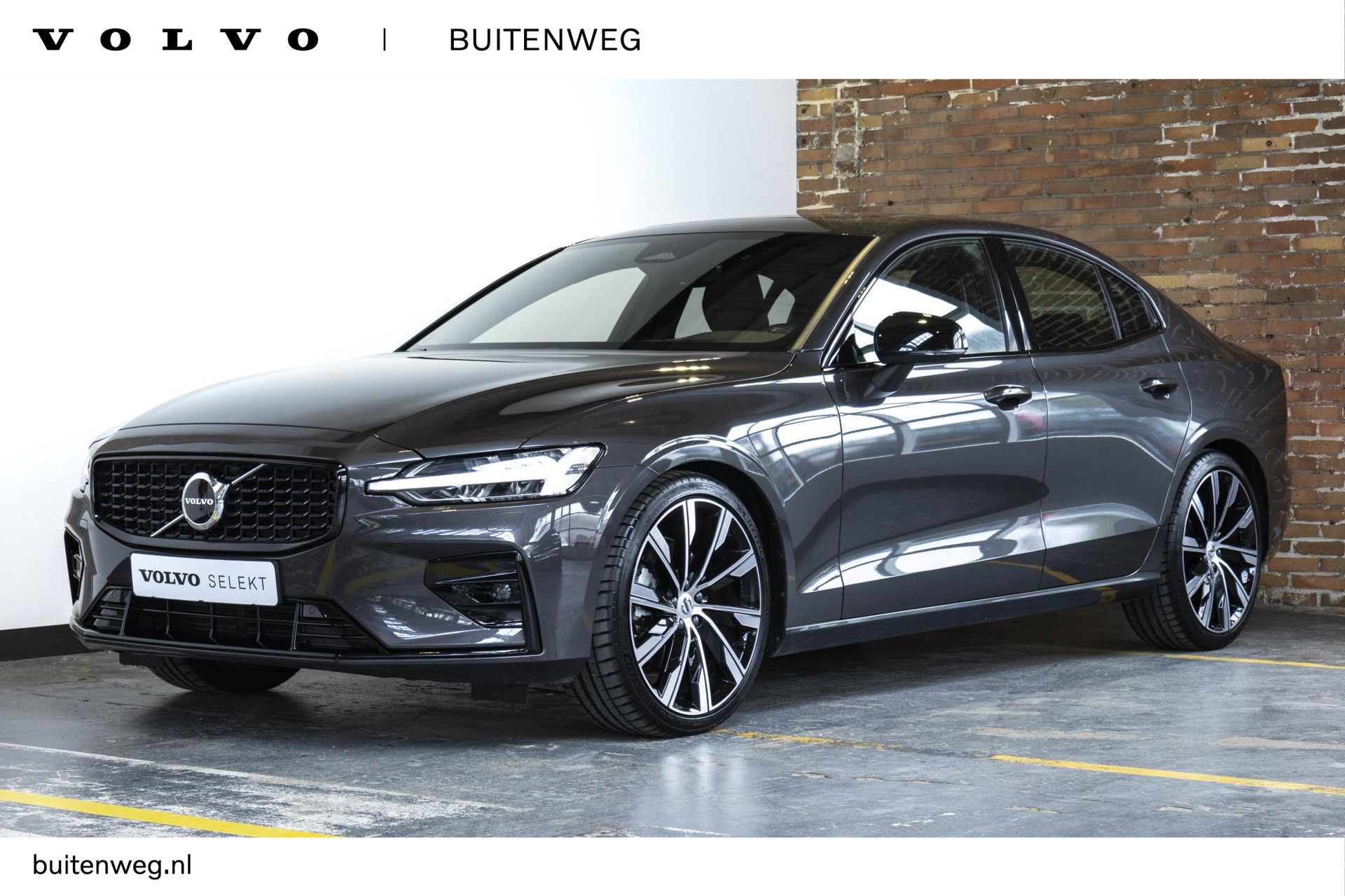 Volvo S60 B4 Automaat Ultimate Dark Mild Hybrid | Panoramadak | Head-up display | Harman Kardon audio | Direct leverbaar | Stoel- en stuurverwarming | Google Infotainment | Parkeercamera | 20" velgen