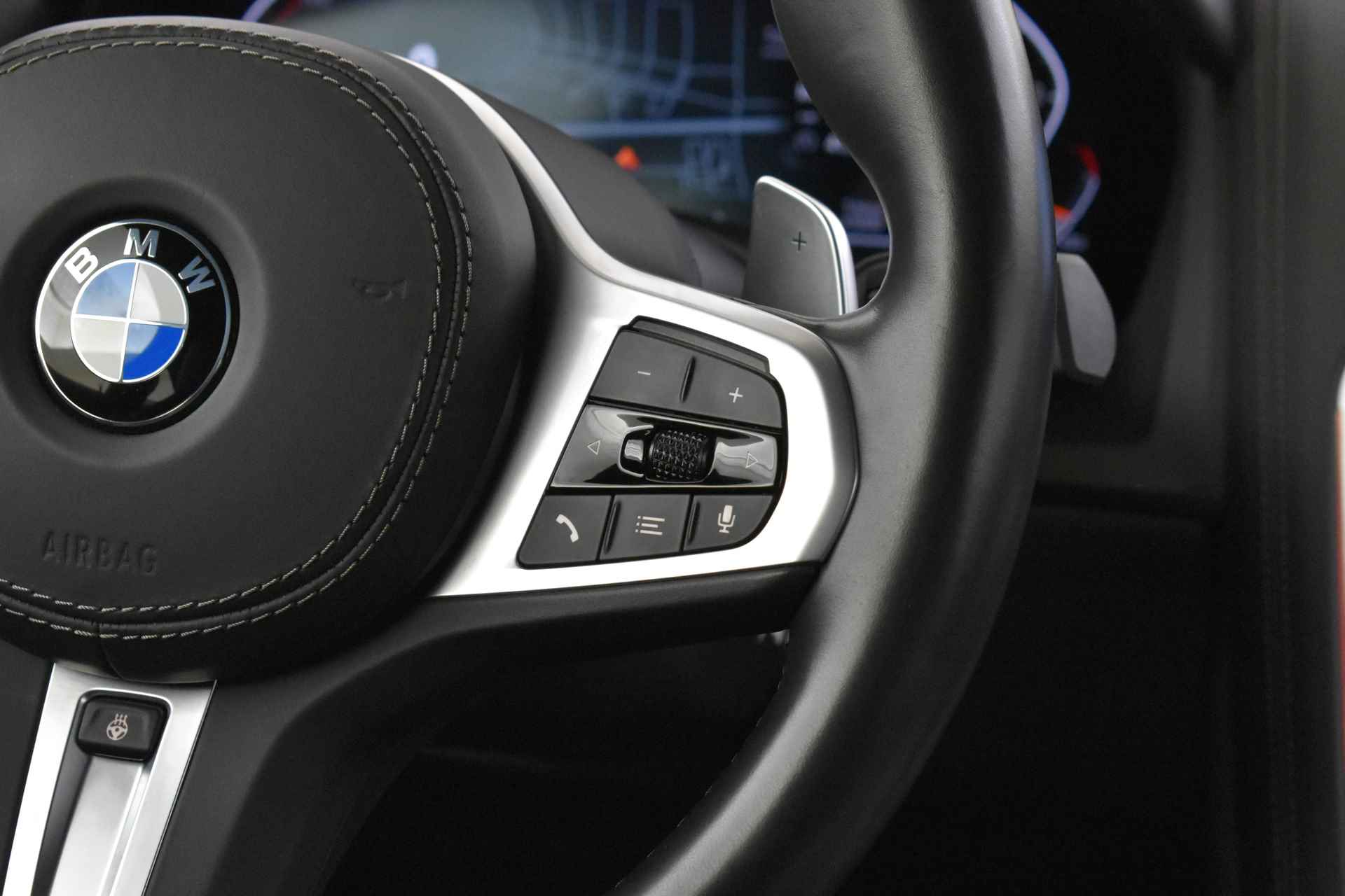 BMW 8 Serie 840i High Executive M Sportpakket / Laserlight / Soft-Close / Active Steering / Parking Assistant Plus / Driving Assistant Professional / Stoelventilatie - 21/52
