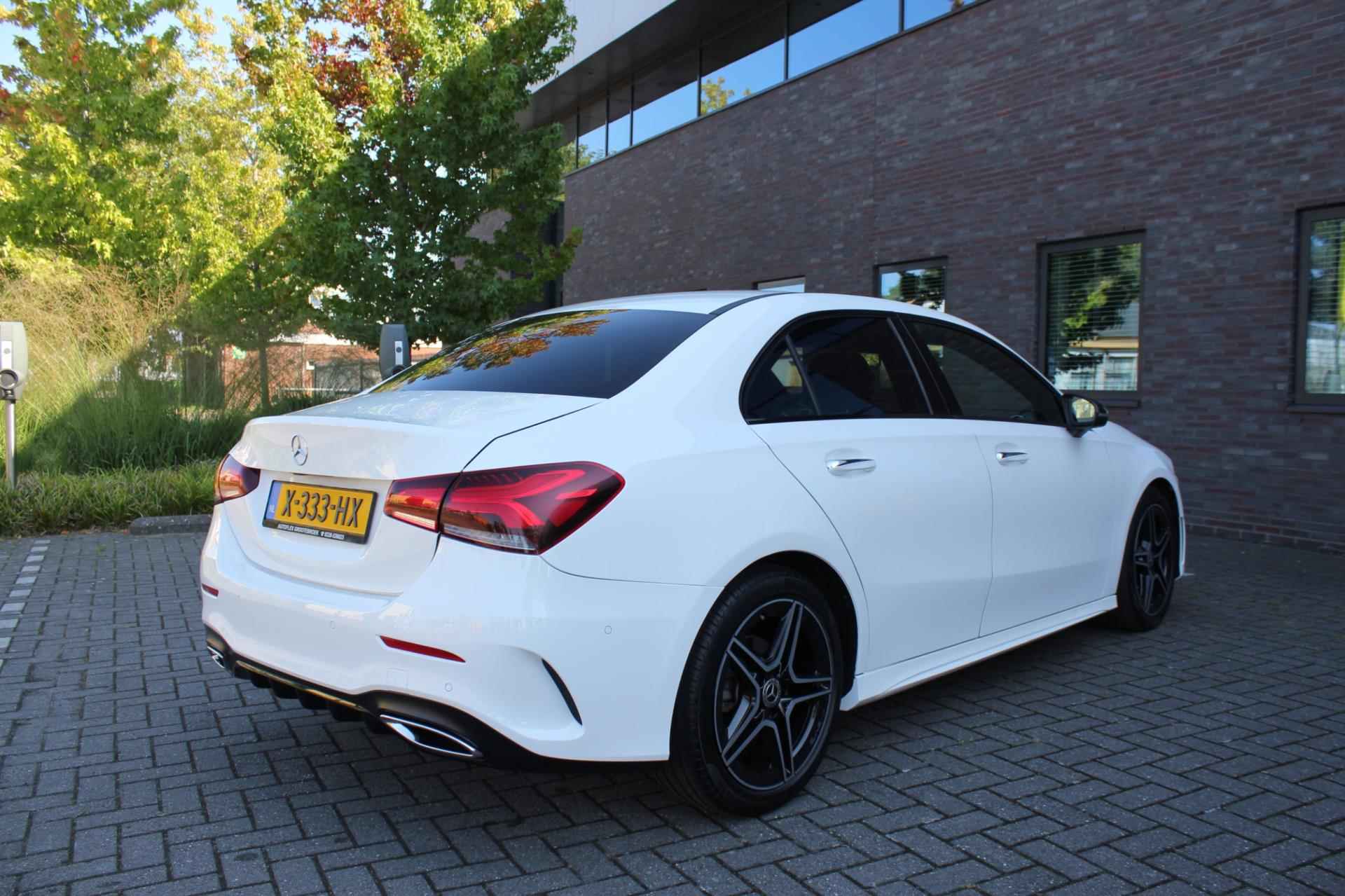 Mercedes-Benz A-klasse 180 d Business Solution AMG - 10/20