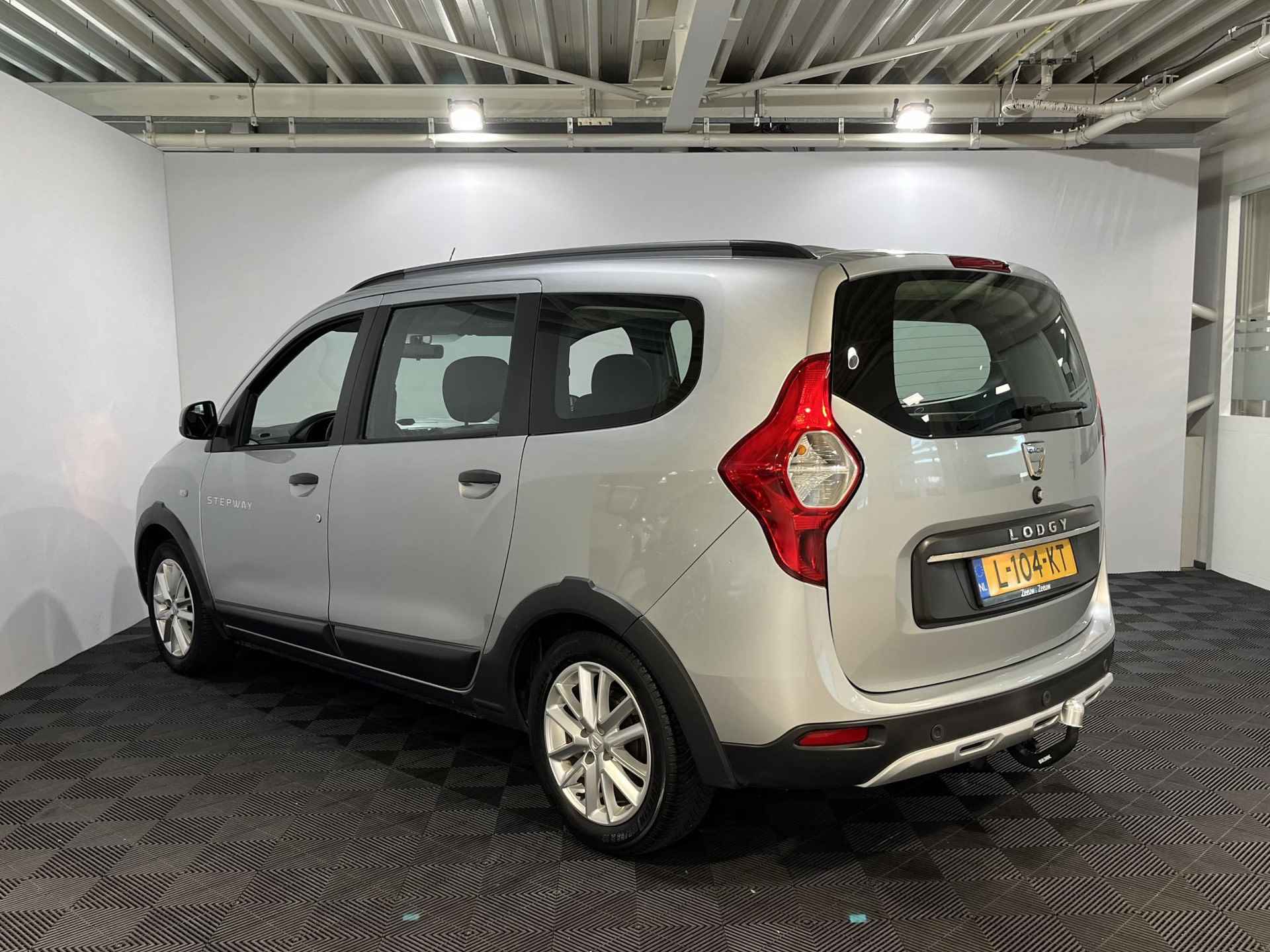 Dacia Lodgy 1.3 - 130PK TCe Stepway 5p | 1e eigenaar | Trekhaak (1400KG) | Navi | Airco | Camera | Cruise Control | Bluetooth | Lichtmetalen Velgen | - 5/31