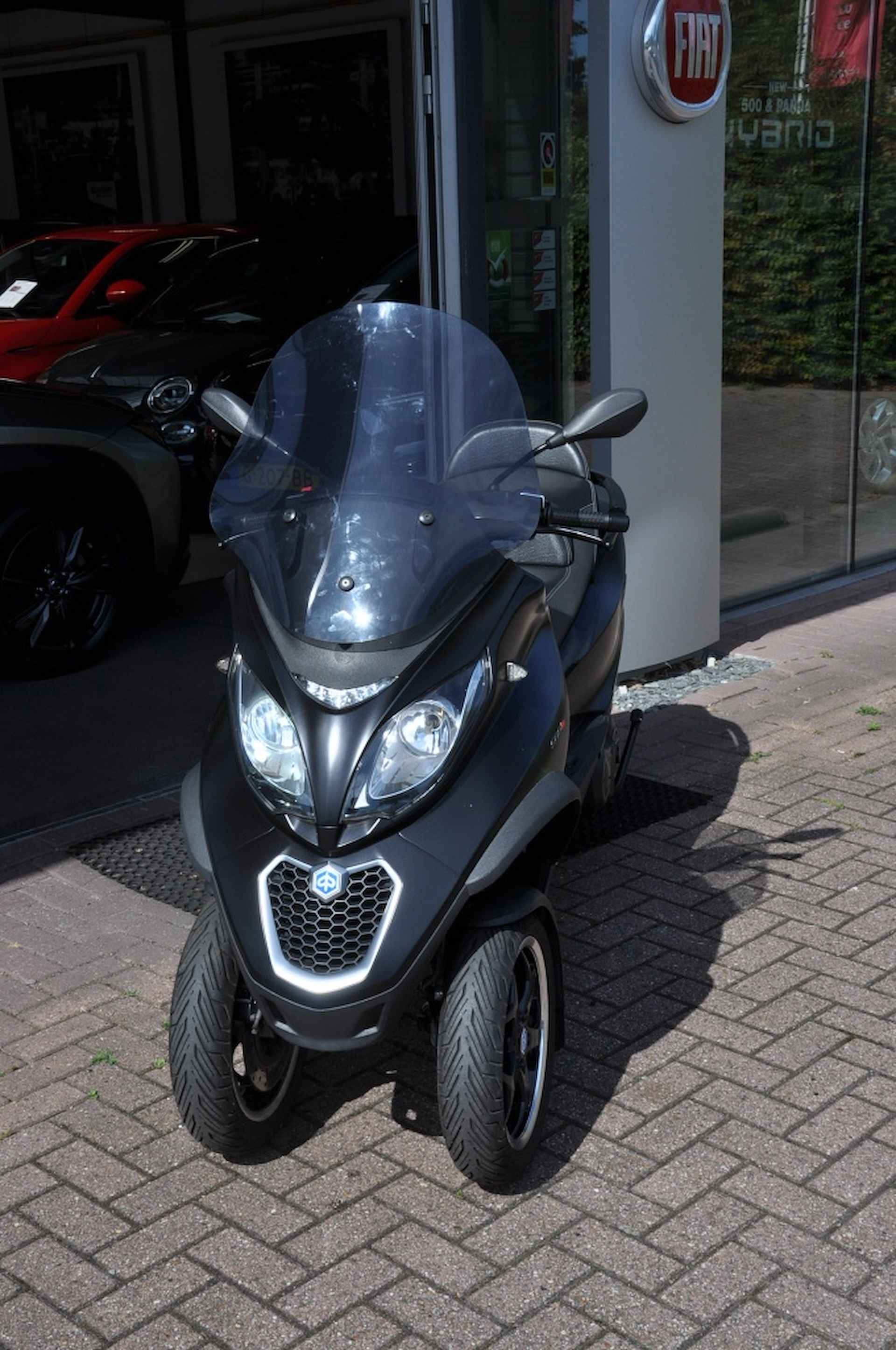 Piaggio Scooter 500 LT MP3 Sport ABS - 1/9