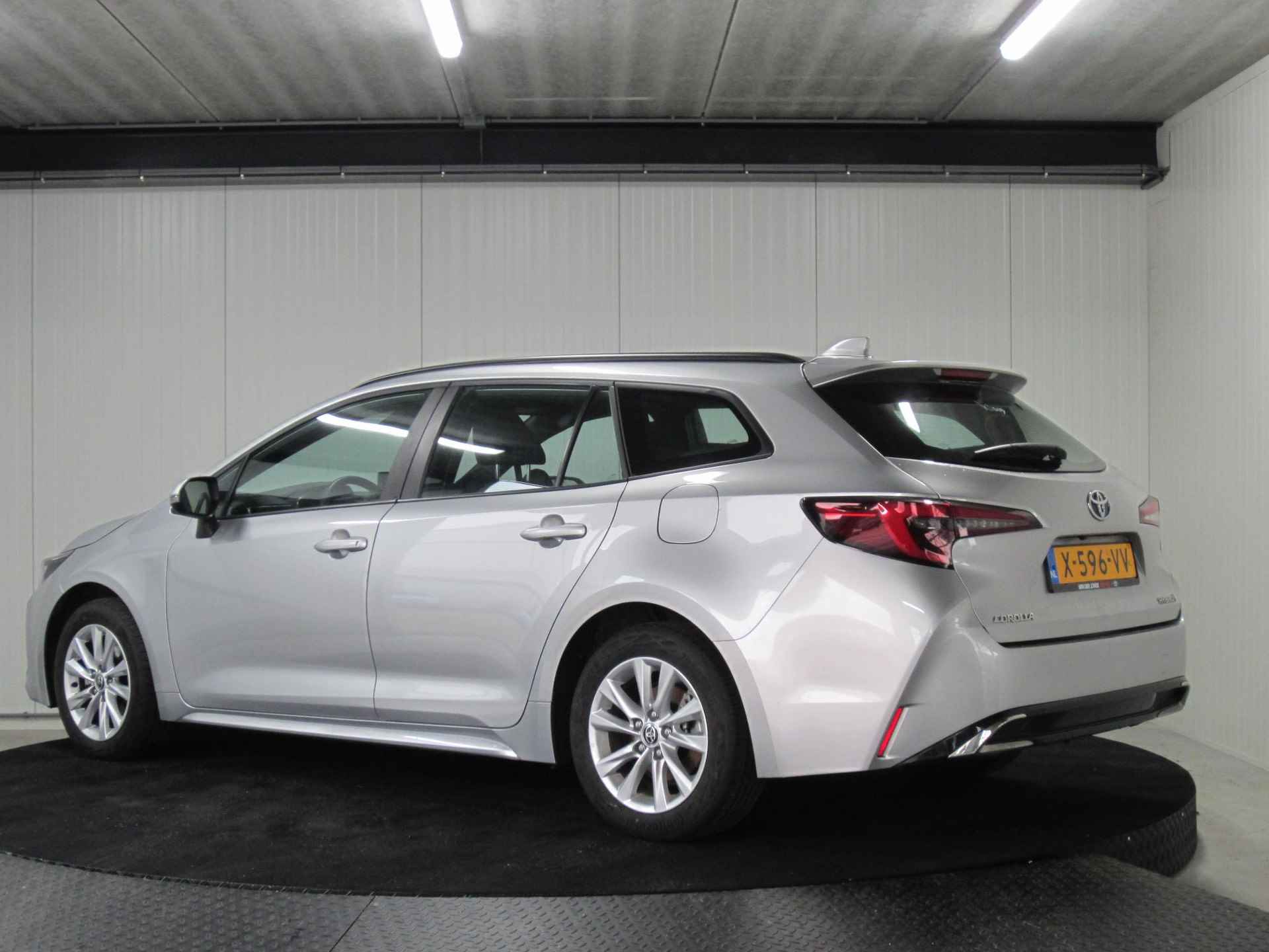 Toyota Corolla Touring Sports Hybrid 140 Active Navi Camera NL auto - 6/19