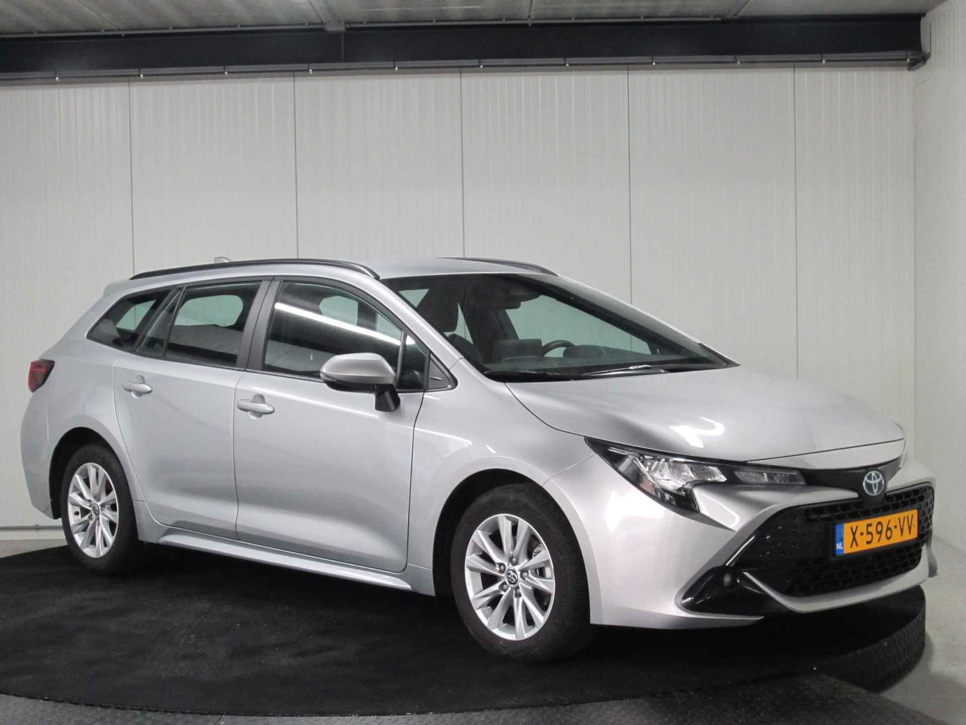 Toyota Corolla Touring Sports Hybrid 140 Active Navi Camera NL auto - 19/19