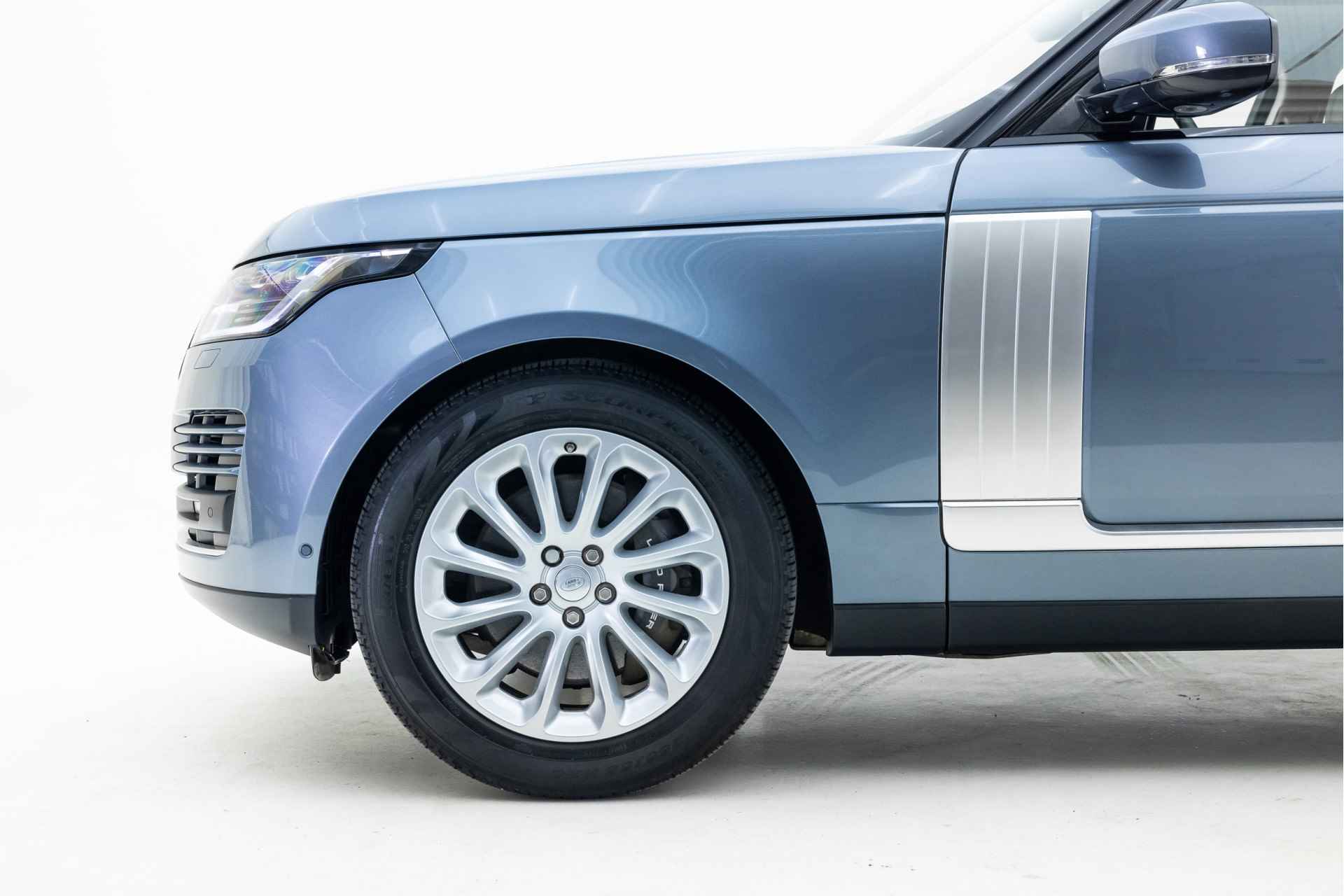 Land Rover Range Rover P400e Vogue | Panoramadak | Drive Pro Pack | 360gr Camera | 3-zone Climate Control - 31/37