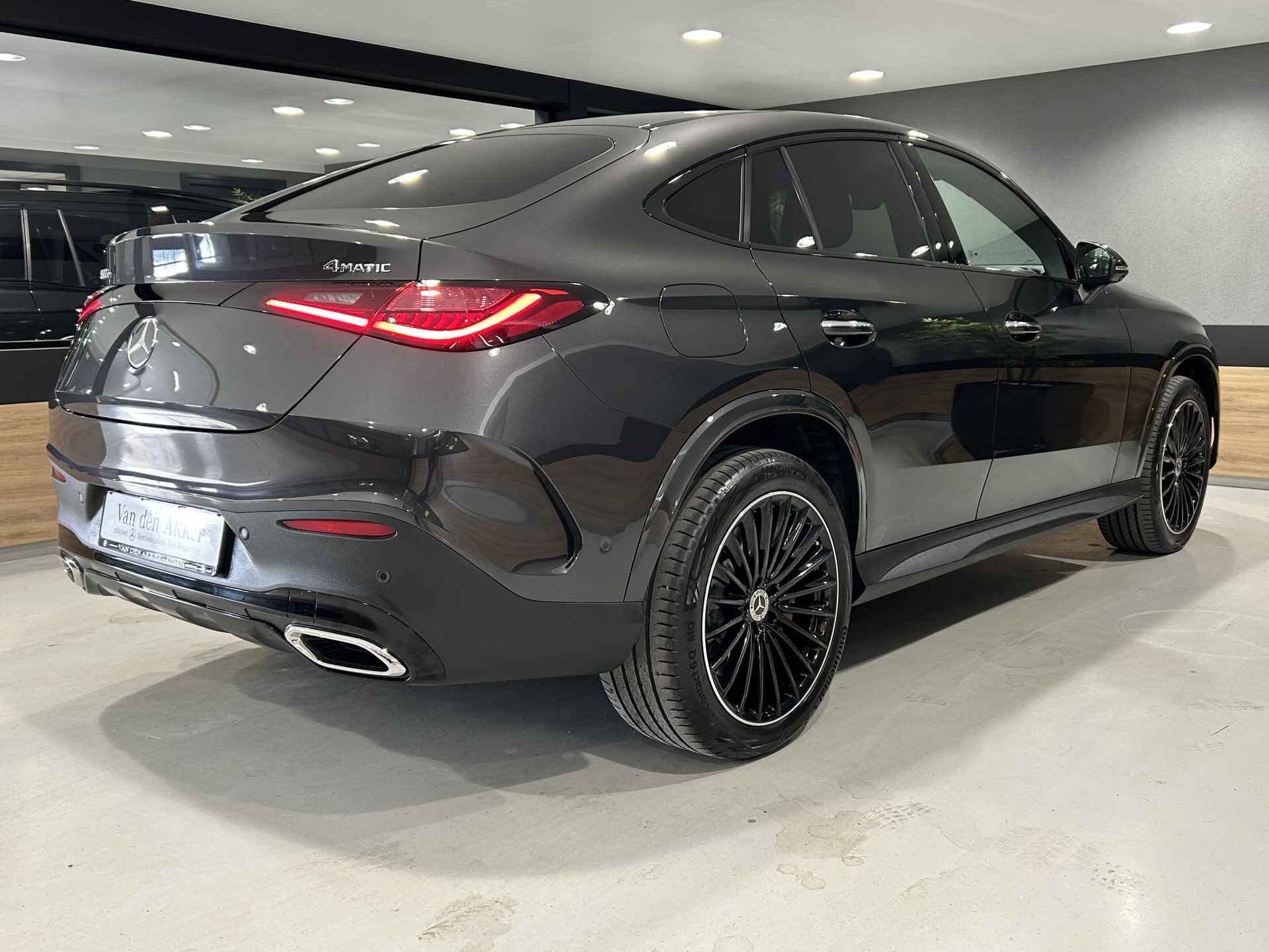 Mercedes-Benz GLC 400e Coupé AMG 4Matic // Distronic // 360 Camera // Memory Stoelen // Keyless // Night Pakket // Alarm // Sfeerverlichting - 2/48