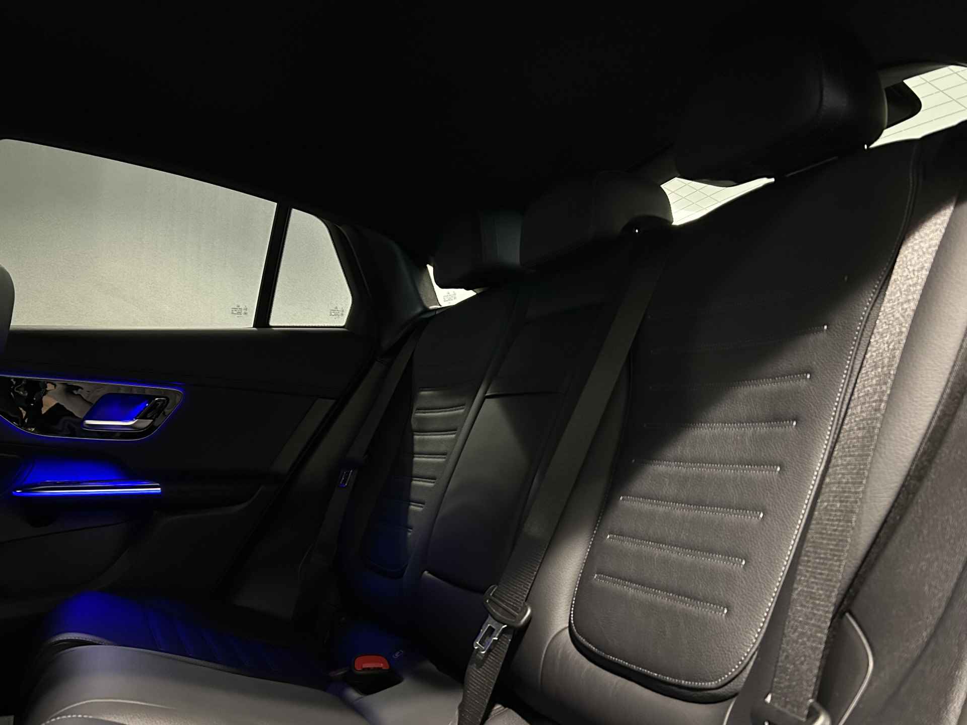 Mercedes-Benz GLC 400e Coupé AMG 4Matic // Distronic // 360 Camera // Memory Stoelen // Keyless // Night Pakket // Alarm // Sfeerverlichting - 7/48