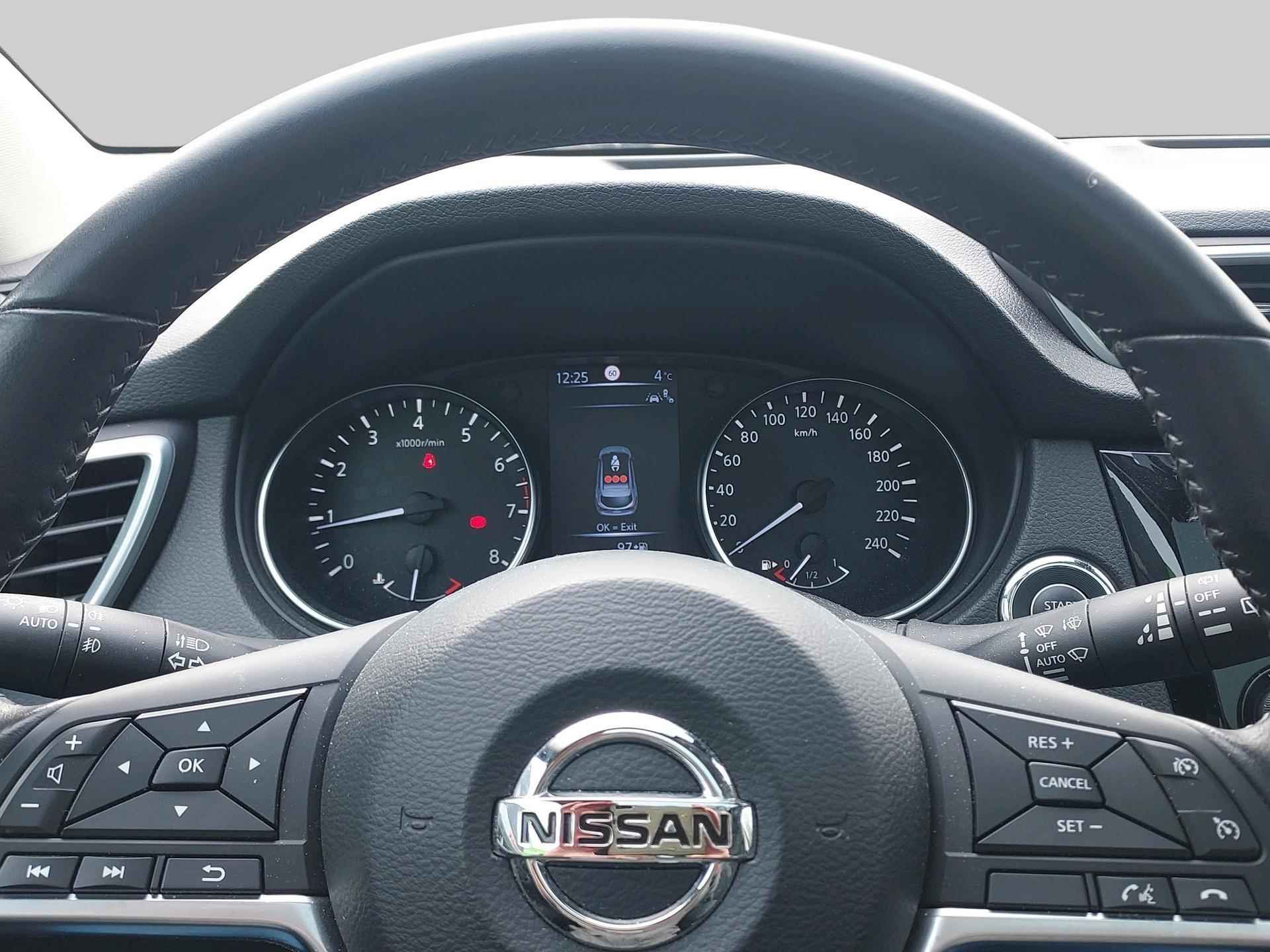 Nissan QASHQAI 1.2 Tekna | Trekhaak | Panorama dak | - 12/33