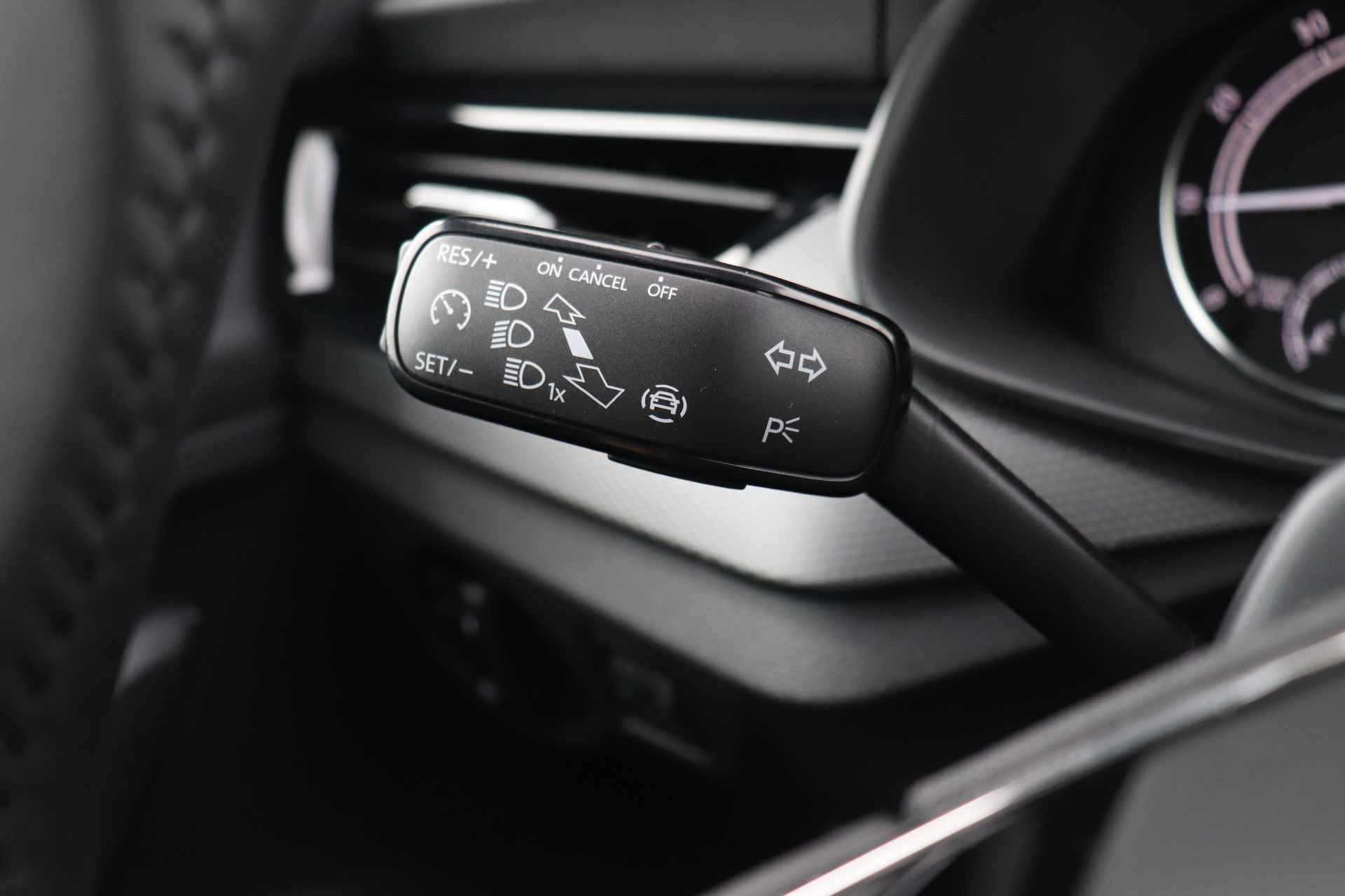 Škoda Scala 1.0 TSI 110pk Ambition | Cruise control | Airco | Smartlink | Parkeersensoren | Airconditioning | - 20/25