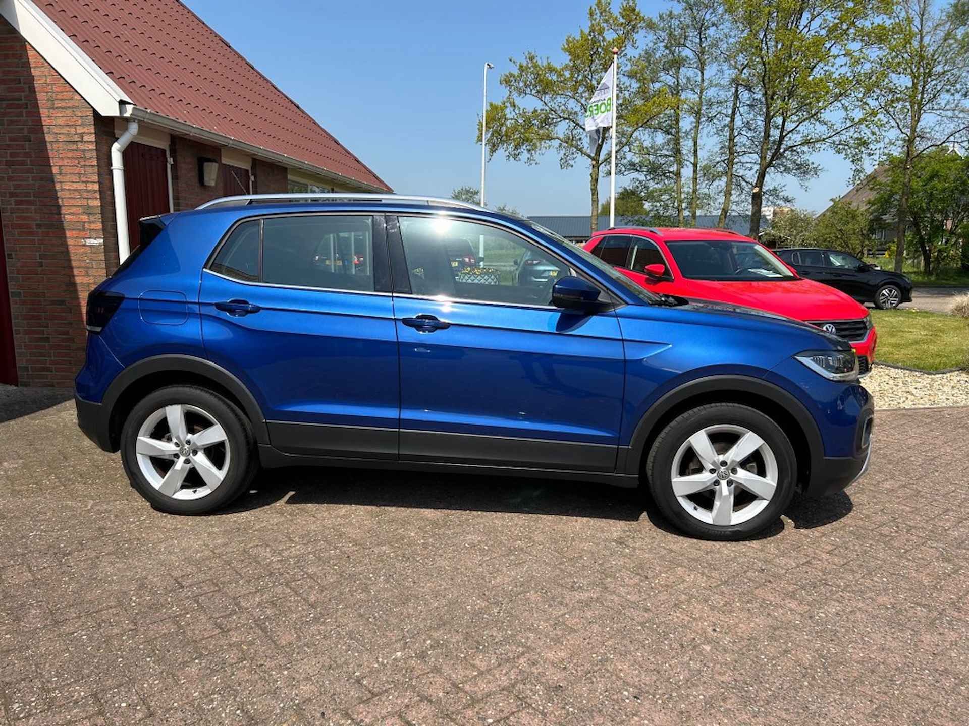 VOLKSWAGEN T-cross 1.0 TSI STYLE AUTOMAAT AIRCO/ECC/NAVIGATIE/PDC VOOR EN ACHTER/EN - 2/47