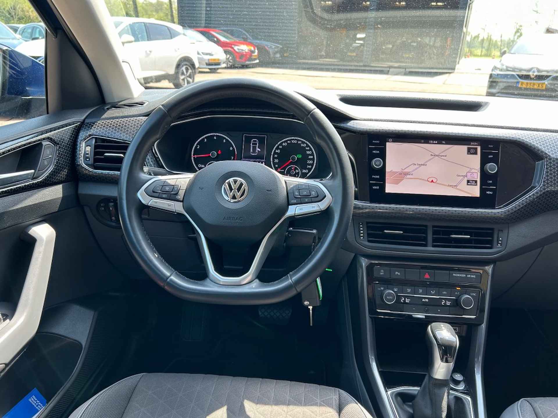 VOLKSWAGEN T-cross 1.0 TSI STYLE AUTOMAAT AIRCO/ECC/NAVIGATIE/PDC VOOR EN ACHTER/EN - 14/47