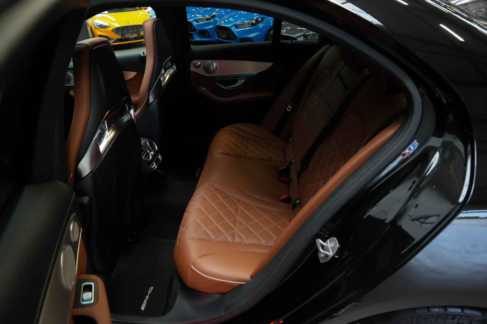 Mercedes-Benz C-klasse C63S 510 pk AMG Bucket seats|Burmester| elekt. stoelen+memory|elekt. haak|carbon|IWC|360|Pano| - 36/61