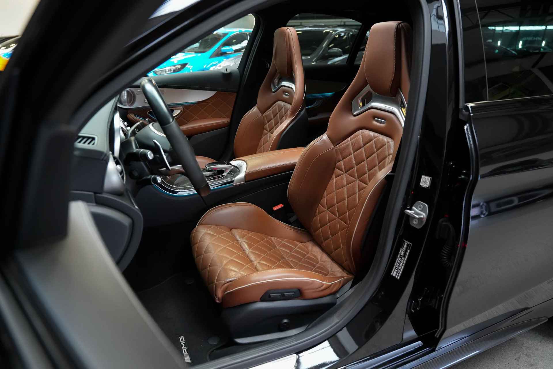 Mercedes-Benz C-klasse C63S 510 pk AMG Bucket seats|Burmester| elekt. stoelen+memory|elekt. haak|carbon|IWC|360|Pano| - 40/61