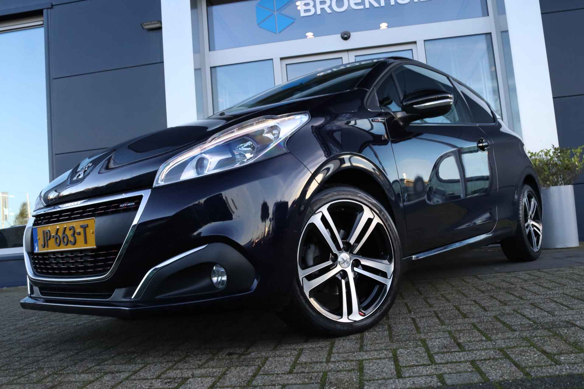 Peugeot 208 1.2 110 pk PureTech GT-line | Camera | Cruise control | Carplay | Sensoren achter - 8/35