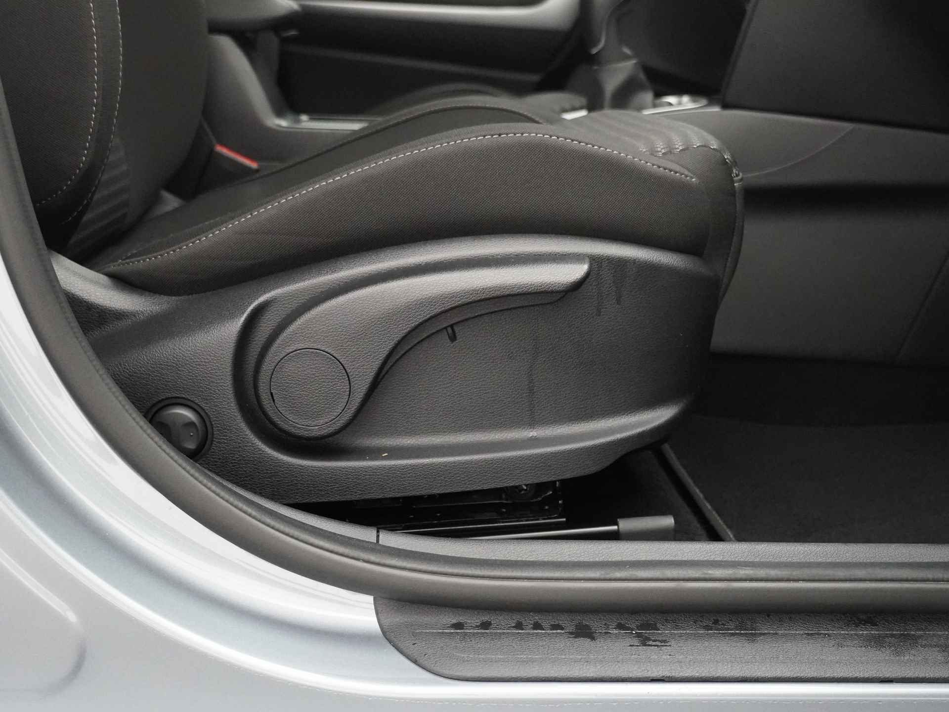 Kia Ceed Sportswagon 1.0 T-GDi DynamicLine - Achteruitrijcamera - Airco - Cruise Control - Lane Assist - Fabrieksgarantie tot 2030 - 43/48