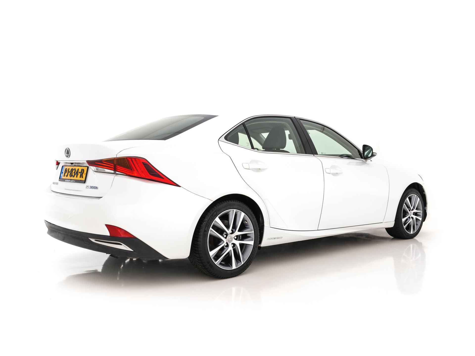 Lexus IS 300h Hybrid Business Line Aut. *NAVI-FULLMAP | FULL-LED | LEDER-MICROFIBRE | CAMERA | SHIFT-PADDLES | ECC | PDC | CRUISE | SPORT-SEATS | 17''ALU* - 6/34