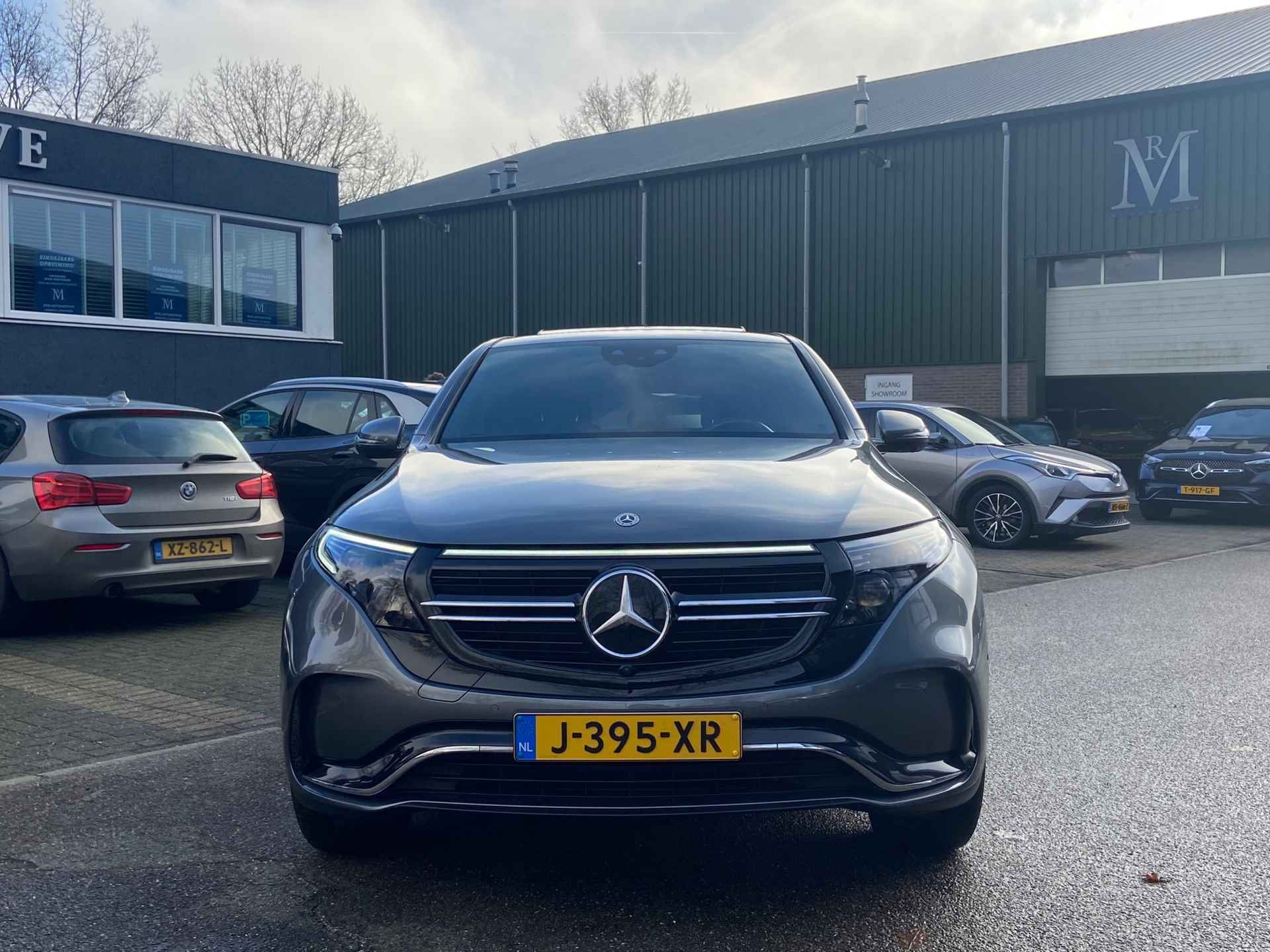 Mercedes-Benz EQC 400 4MATIC AMG 80 kWh RIJKLAARPRIJS! | MEGA COMPLEET - 3/41