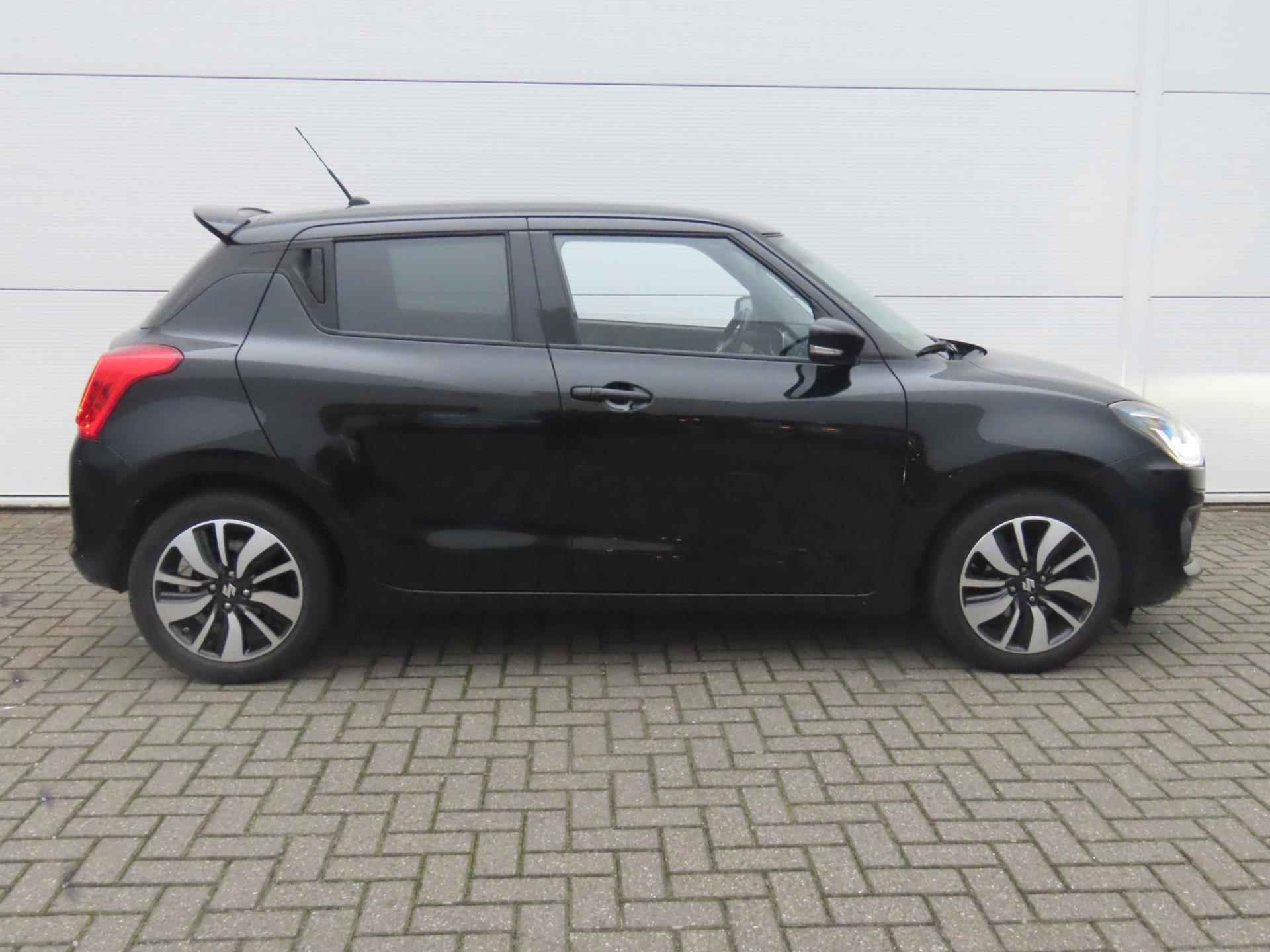 Suzuki Swift 1.0 Stijl Smart Hybrid / Navigatie / Apple Carplay / Climate Controle / Cruise Controle - 6/26