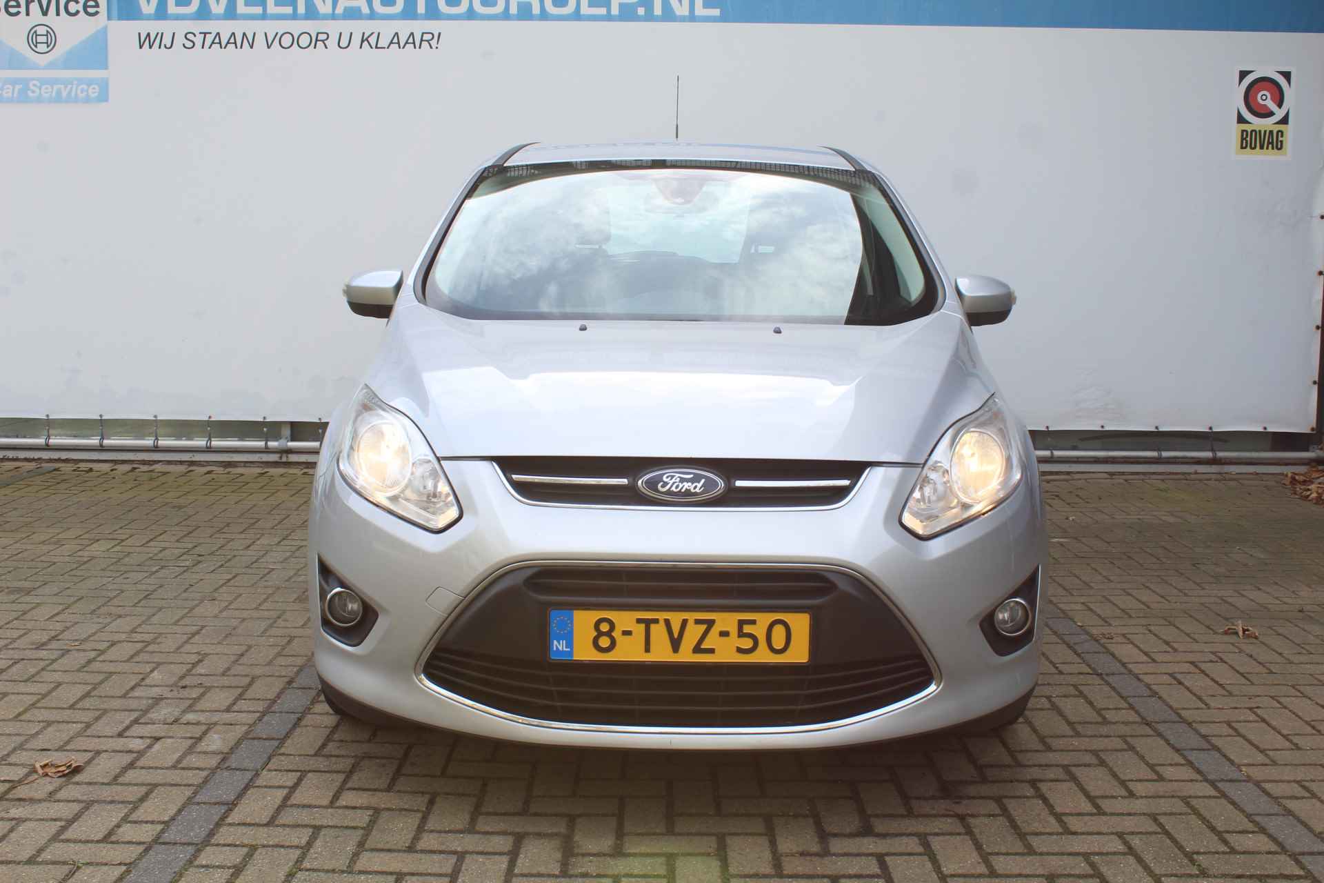 Ford Grand C-Max 1.0 Edition | Navigatie | Airco | Cruise controle | Parkeersensoren achter | Trekhaak | 16 Inch LMV | Verstelbare achterbank | Zonnescherm achter | Origineel NL auto | NAP | - 6/50