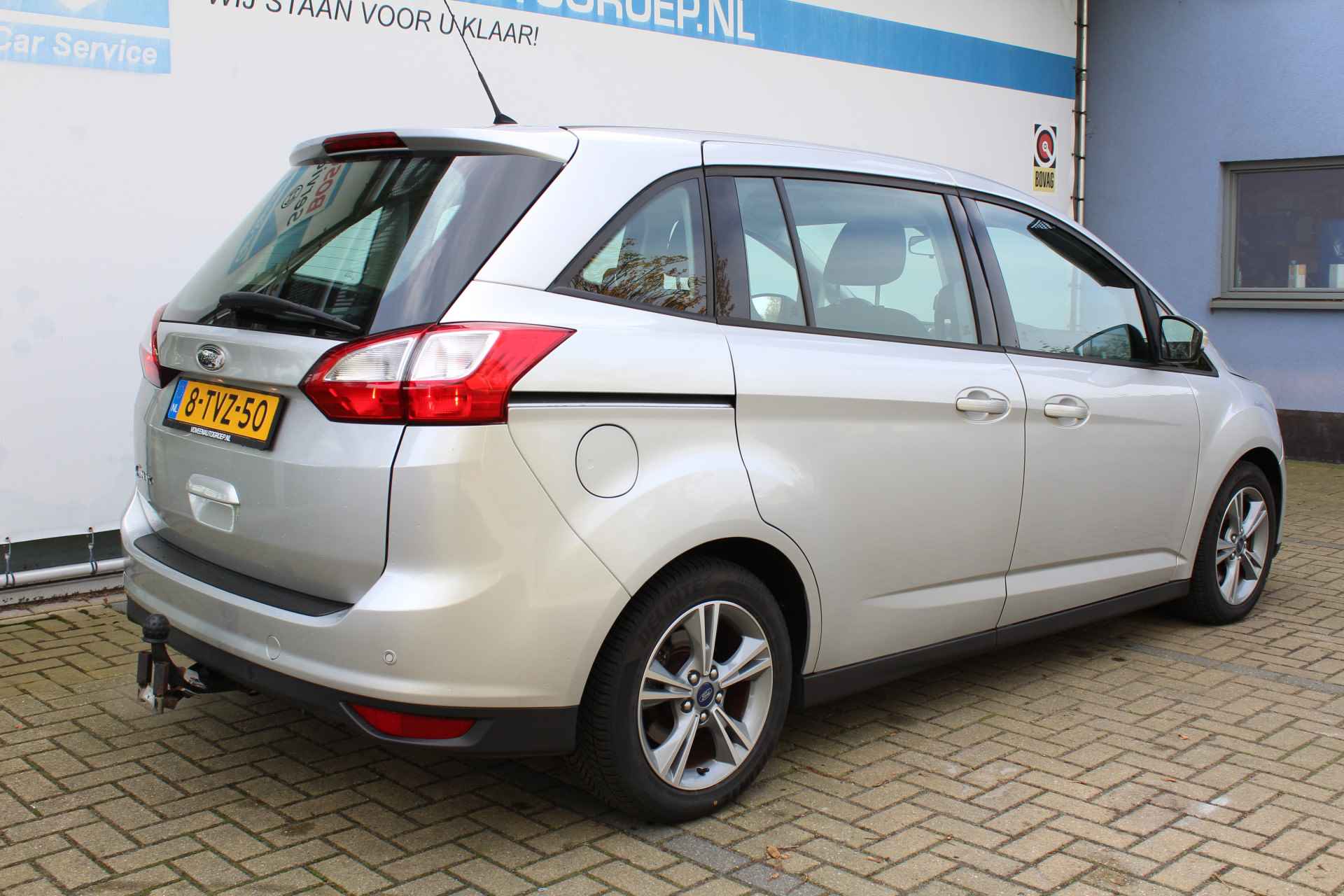 Ford Grand C-Max 1.0 Edition | Navigatie | Airco | Cruise controle | Parkeersensoren achter | Trekhaak | 16 Inch LMV | Verstelbare achterbank | Zonnescherm achter | Origineel NL auto | NAP | - 11/50