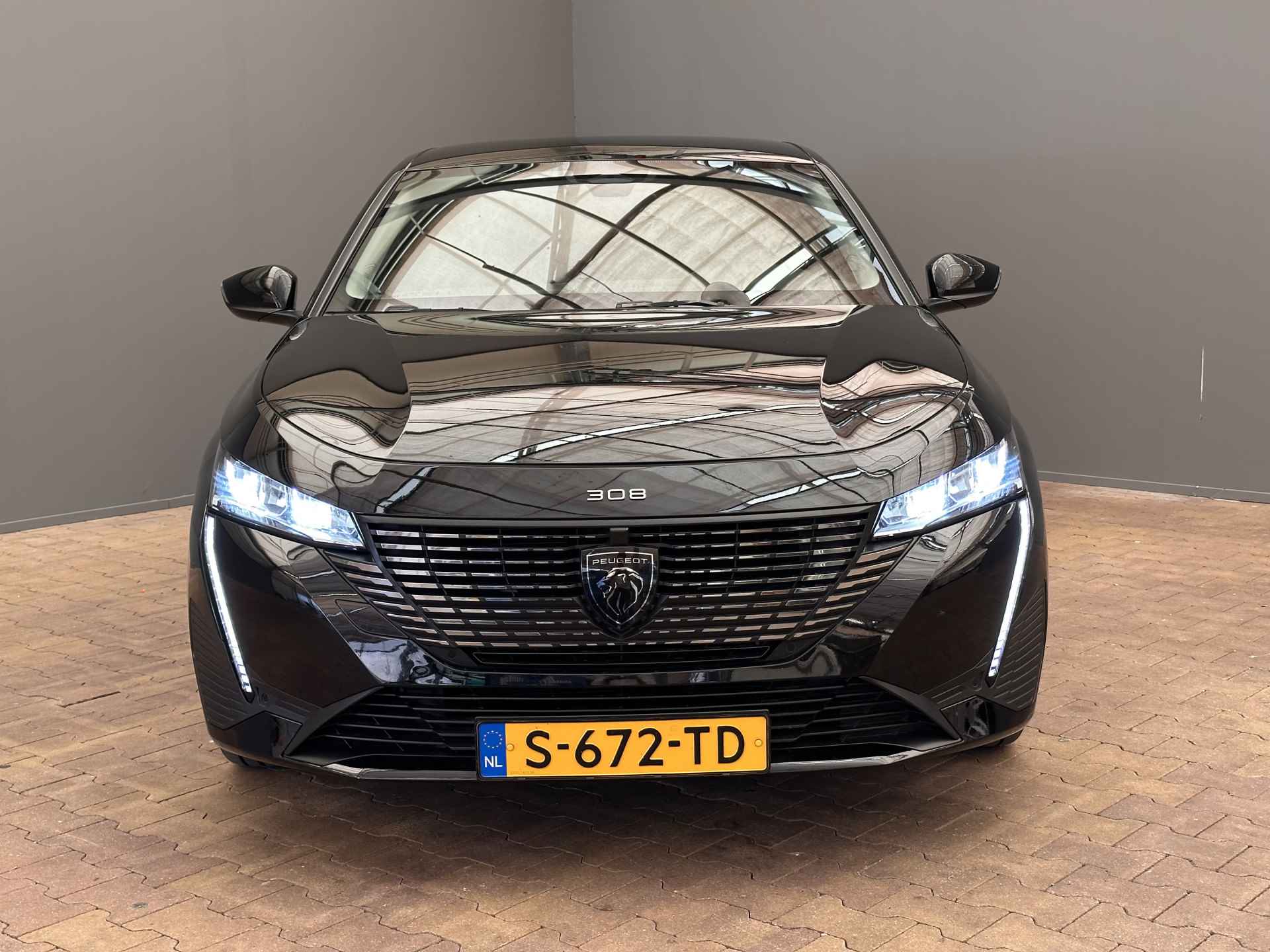 Peugeot 308 SW SW Allure Pack Business 1.2 130PK EAT8 Automaat | Trekhaak | Camera | Parkeersensoren Rondom | 17" Lichtmetaal | LED | Apple/Android Carplay | Navigatie | Leder/Stof - 13/24