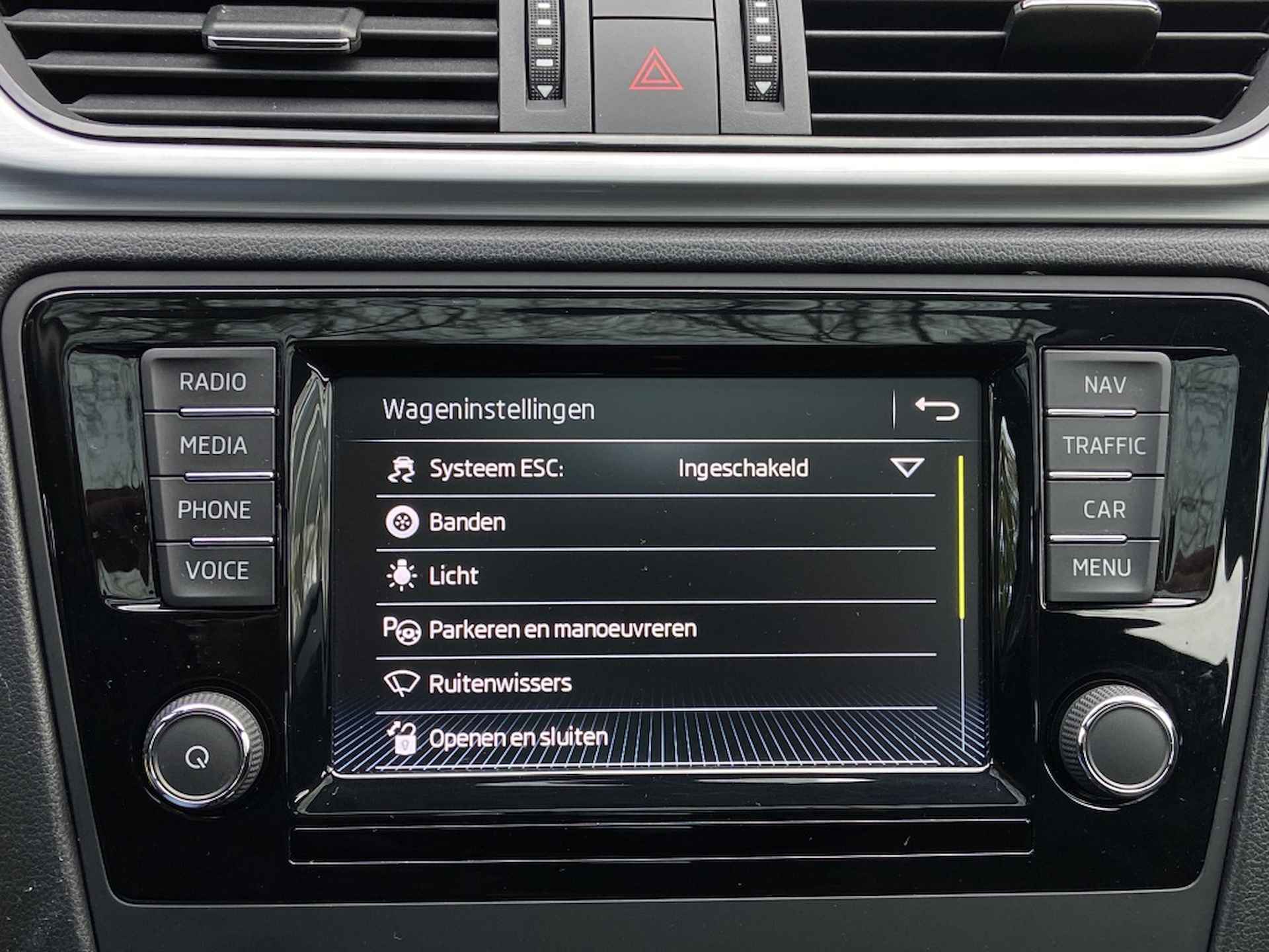 Skoda Rapid Spaceback 1.4TSI 125PK Aut. Style/Panodak/Navi/Apple Carplay/DSG - 32/48