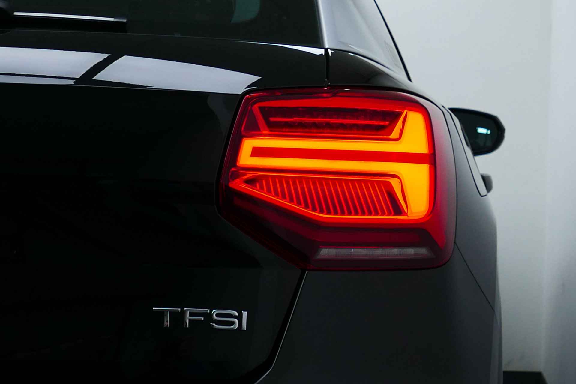 Audi Q2 1.4 150pk TFSI CoD Design Pro Line Plus. Navi, Clima, Cruise, Stoelverw, Led Koplampen - 31/37