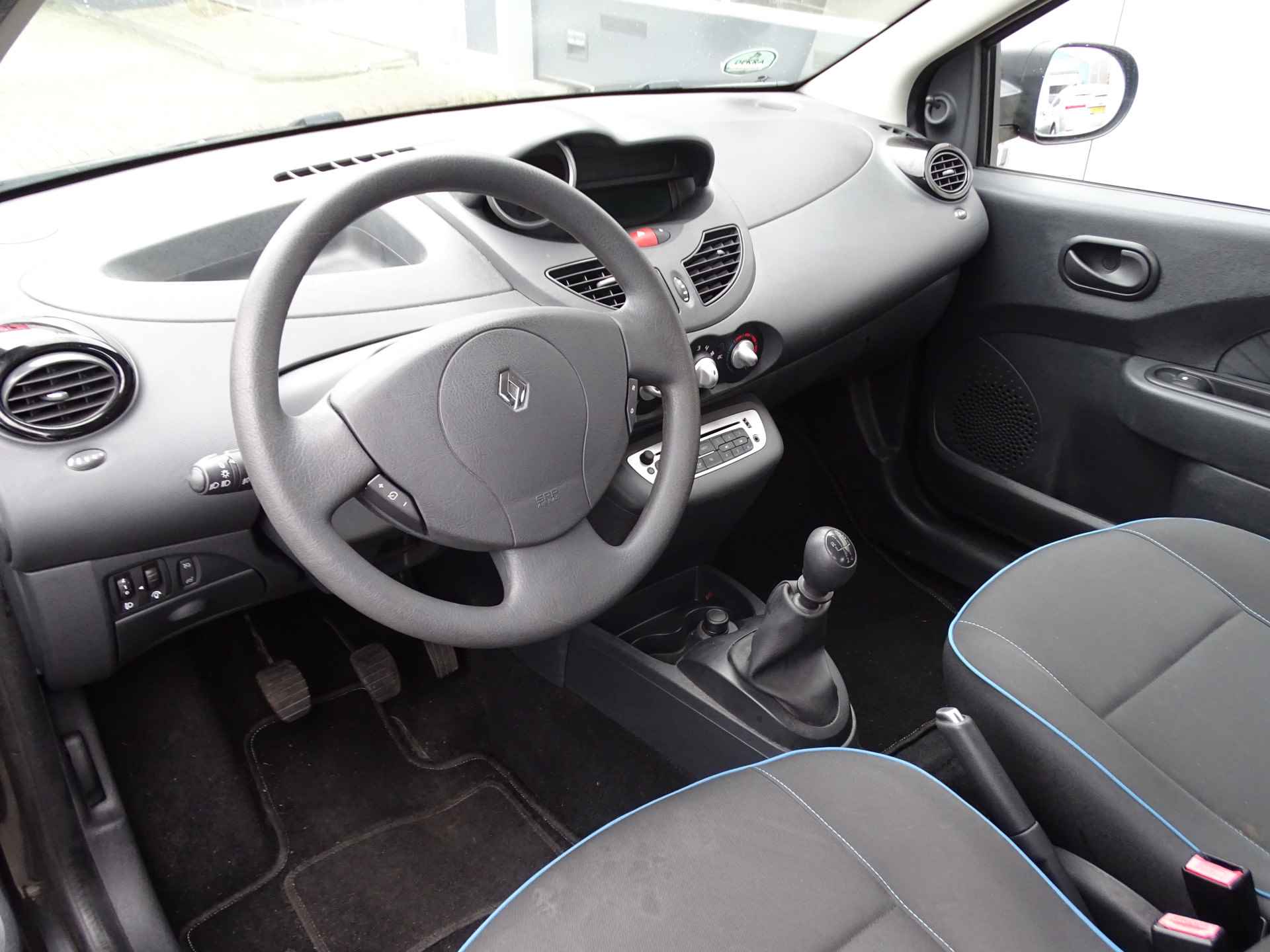 Renault Twingo 1.2 16V Dynamique Airco, Bluetooth! - 5/37