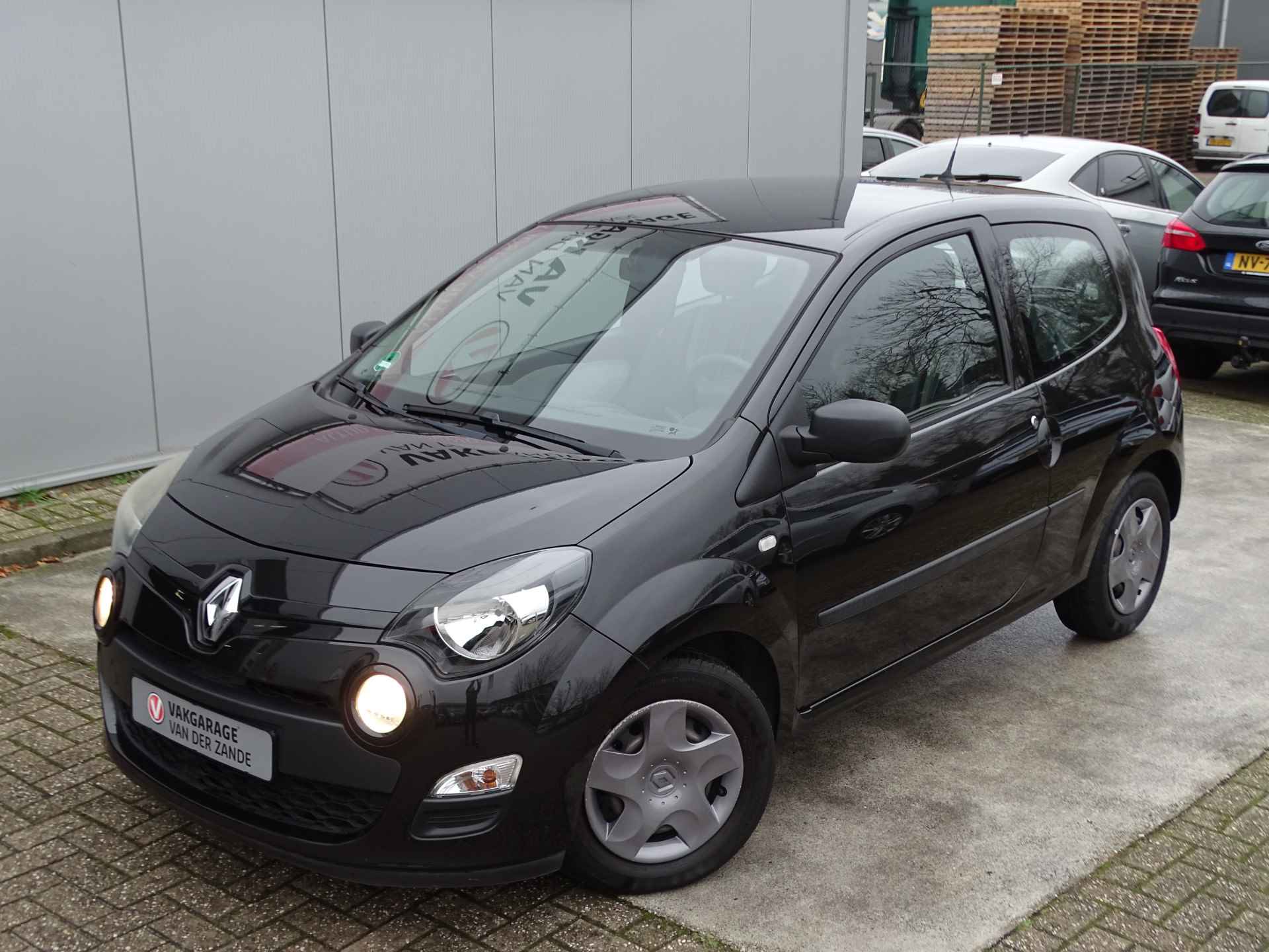 Renault Twingo 1.2 16V Dynamique Airco, Bluetooth! - 12/37