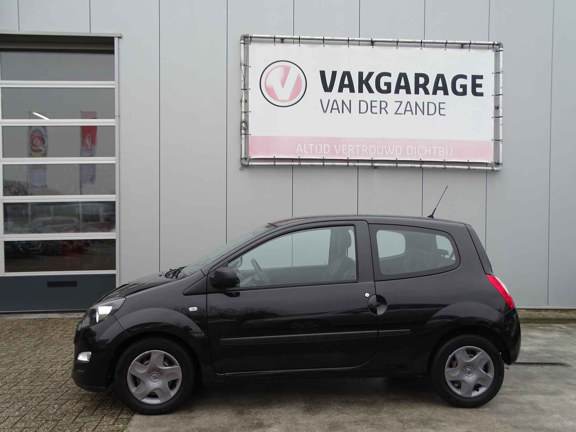 Renault Twingo 1.2 16V Dynamique Airco, Bluetooth! - 17/37