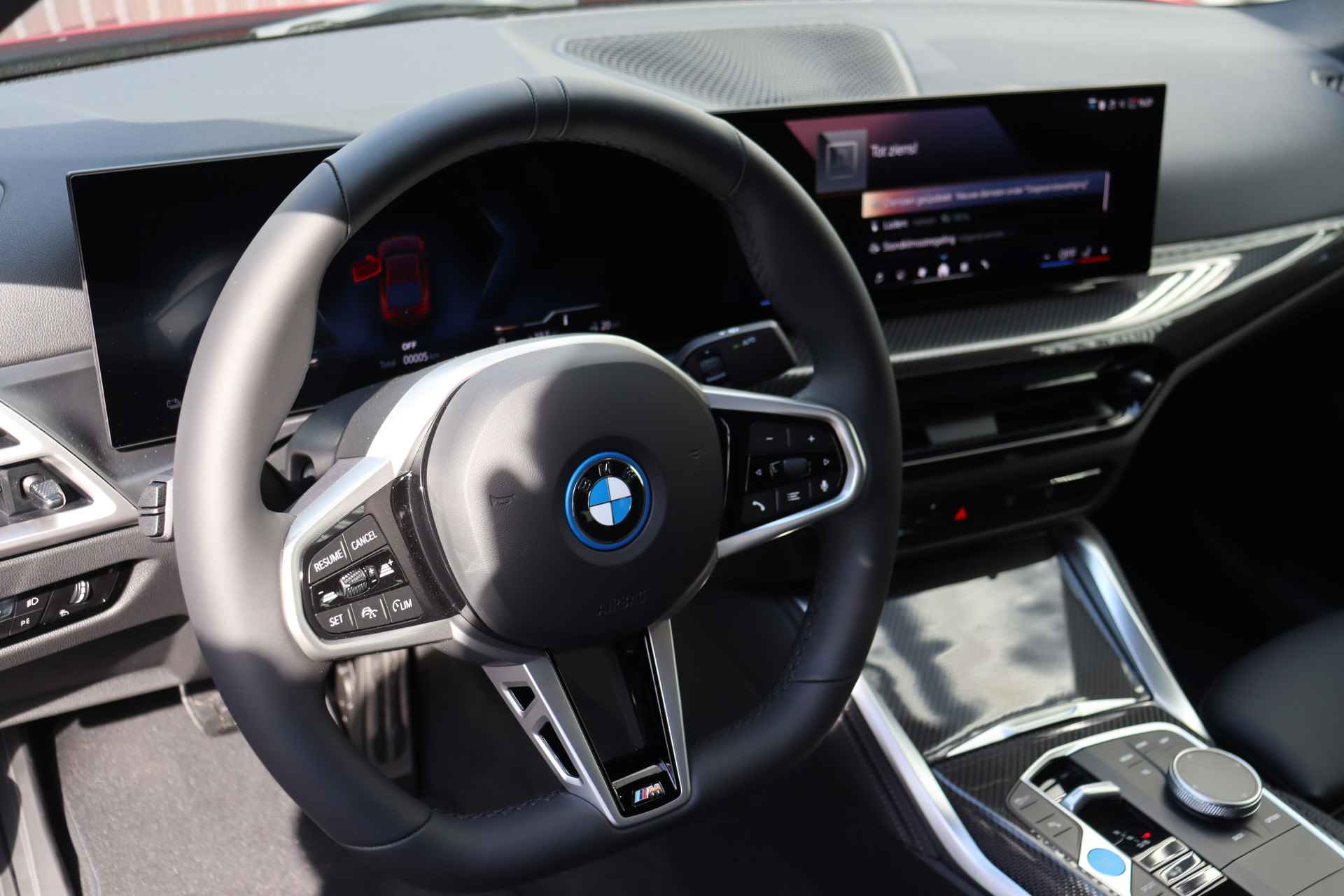 BMW i4 eDrive35 Gran Coupé M Sport 70 kWh / Adaptieve LED / Parking Assistant / Widescreen Display / Live Cockpit Plus / Stoelverwarming - 5/33