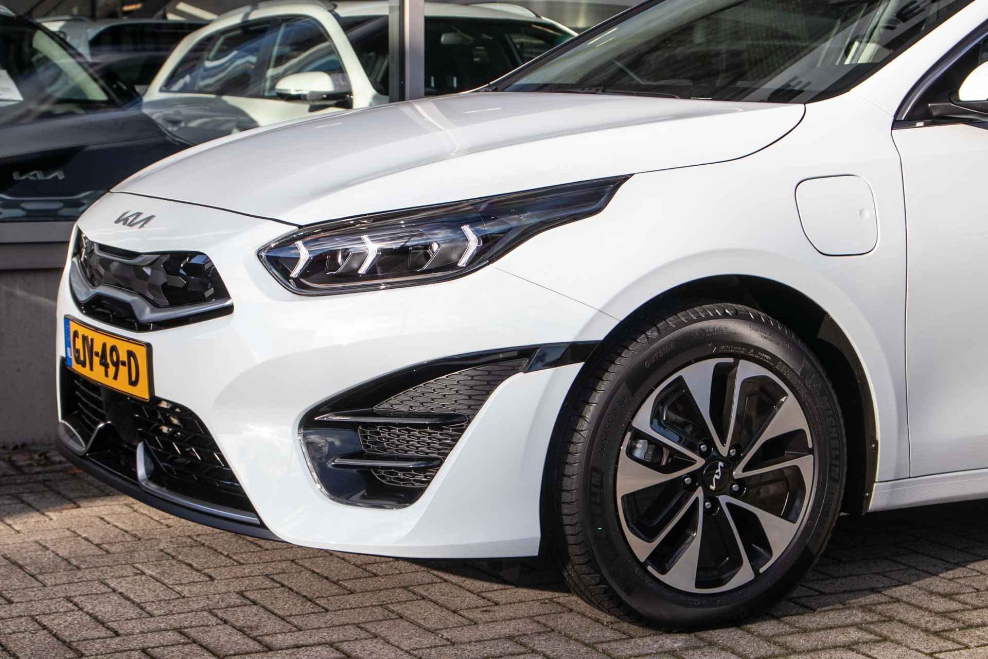 Kia Ceed Sportswagon 1.6 GDI PHEV DynamicLine - All-in rijklrprs | Carplay | Adpt. cruise | Camera | stuurverw. - 28/44