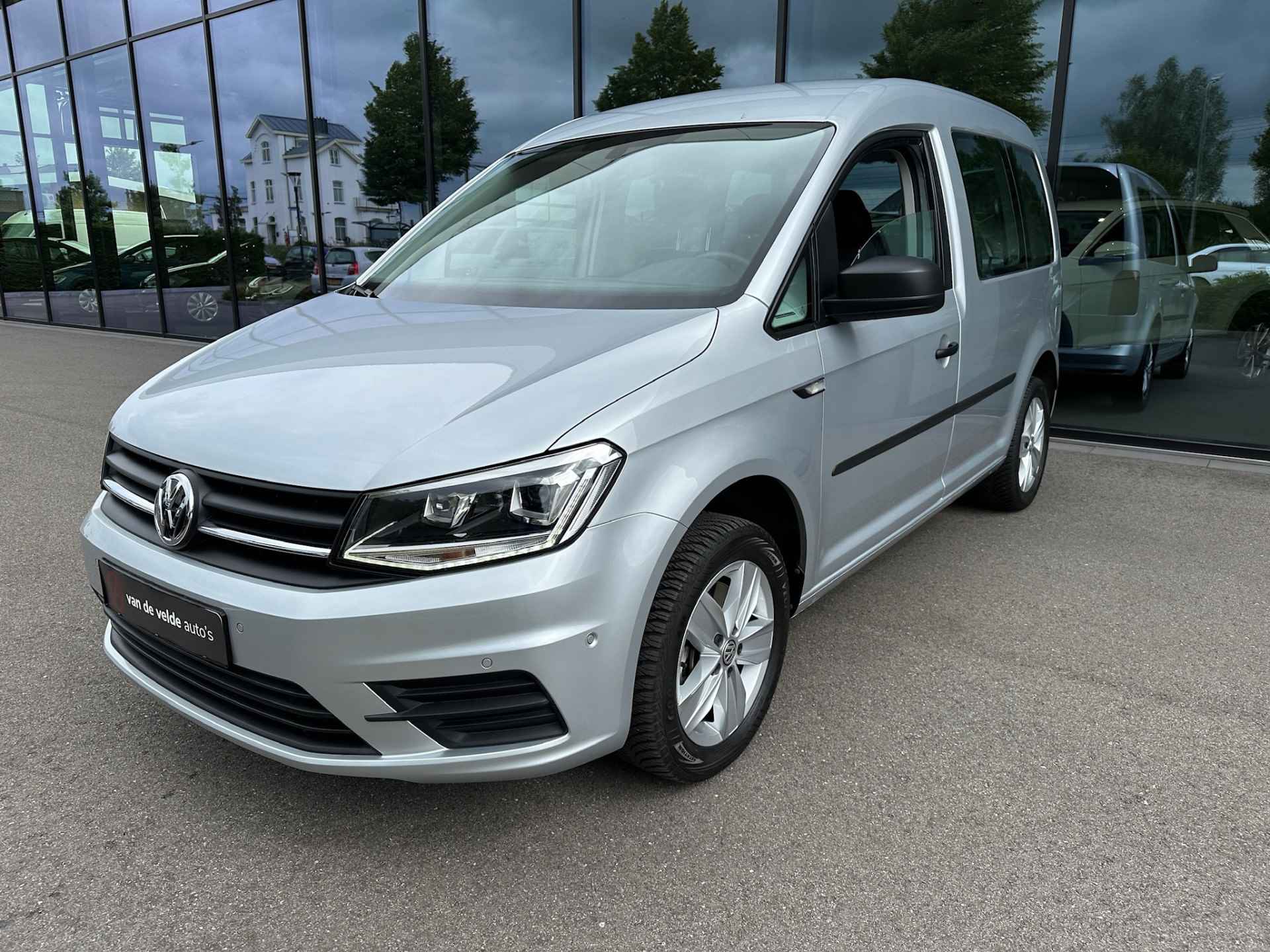 Volkswagen Caddy 1.4 TSI 125pk DSG Trendline | Unieke km. | Xenon | Navi | Cruise | Rijklaar incl. 1 jaar Bovag garantie - 23/26