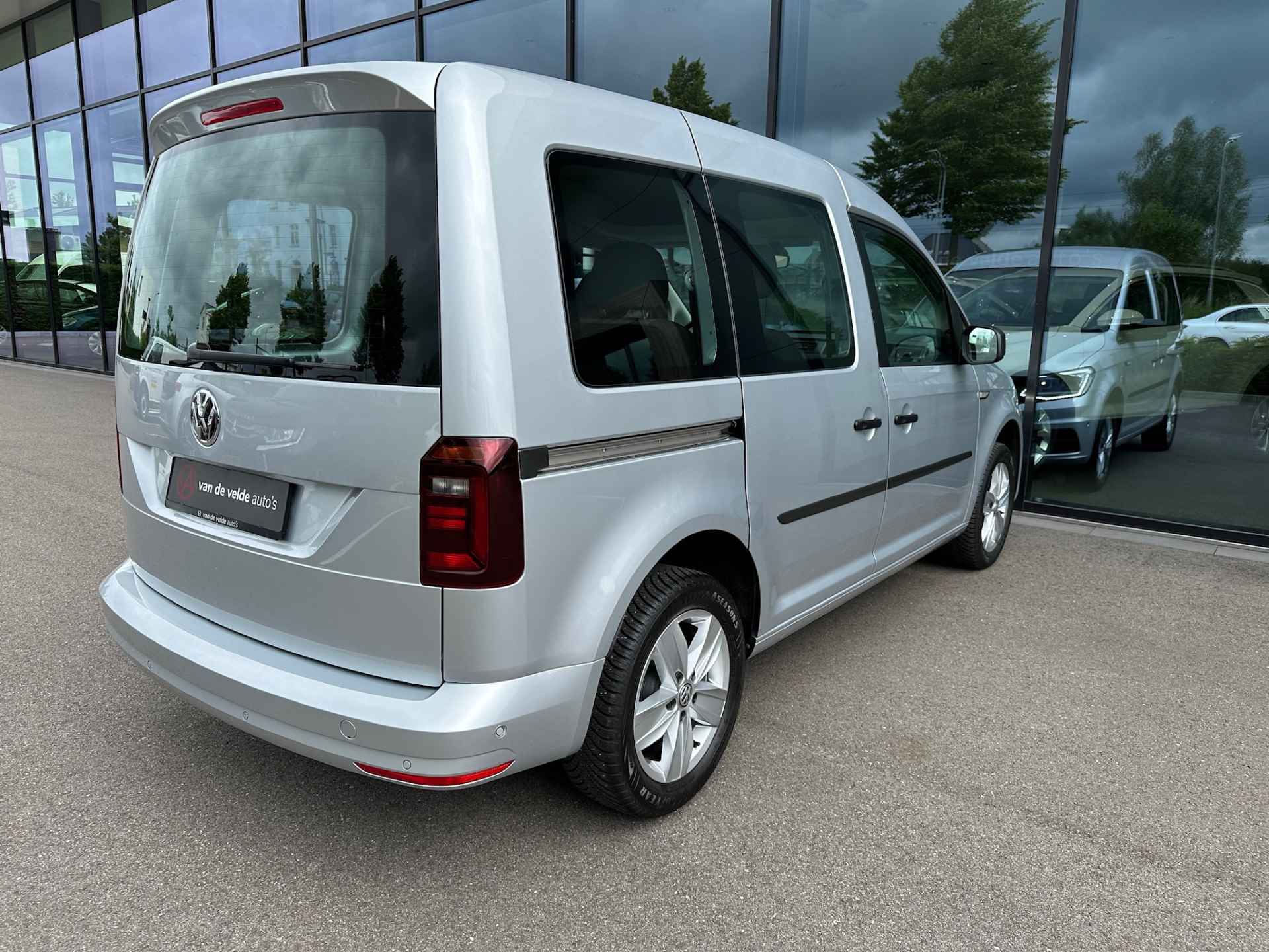 Volkswagen Caddy 1.4 TSI 125pk DSG Trendline | Unieke km. | Xenon | Navi | Cruise | Rijklaar incl. 1 jaar Bovag garantie - 26/26