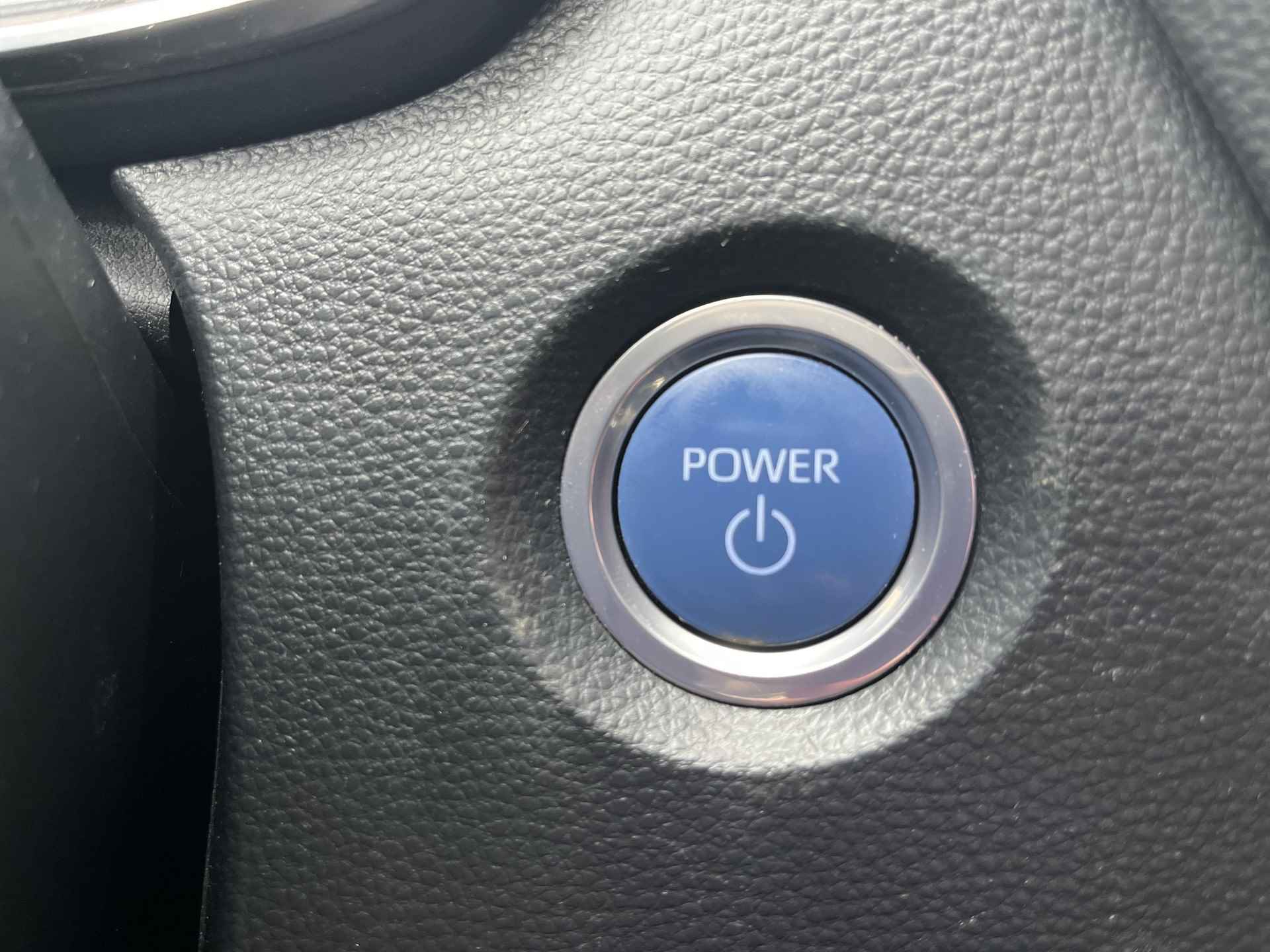 Toyota Corolla 1.8 Hybrid Dynamic | All-in prijs | Apple/Android | Stuurverwarming | Navigatie | Camera | - 22/34