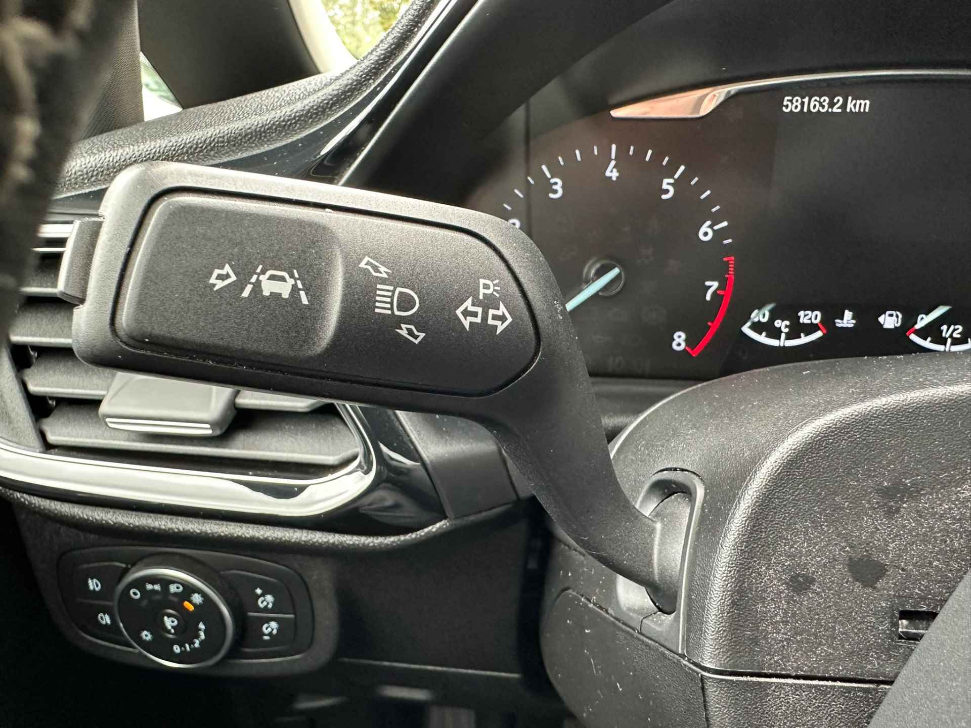 Ford Fiesta 1.0 EcoBoost 100 PK TITANIUM | STOEL- EN STUURVERWARMING| CAMERA| CRUISE CONTROL| NAVIGATIE| CLIMATE CONTROL| - 18/39
