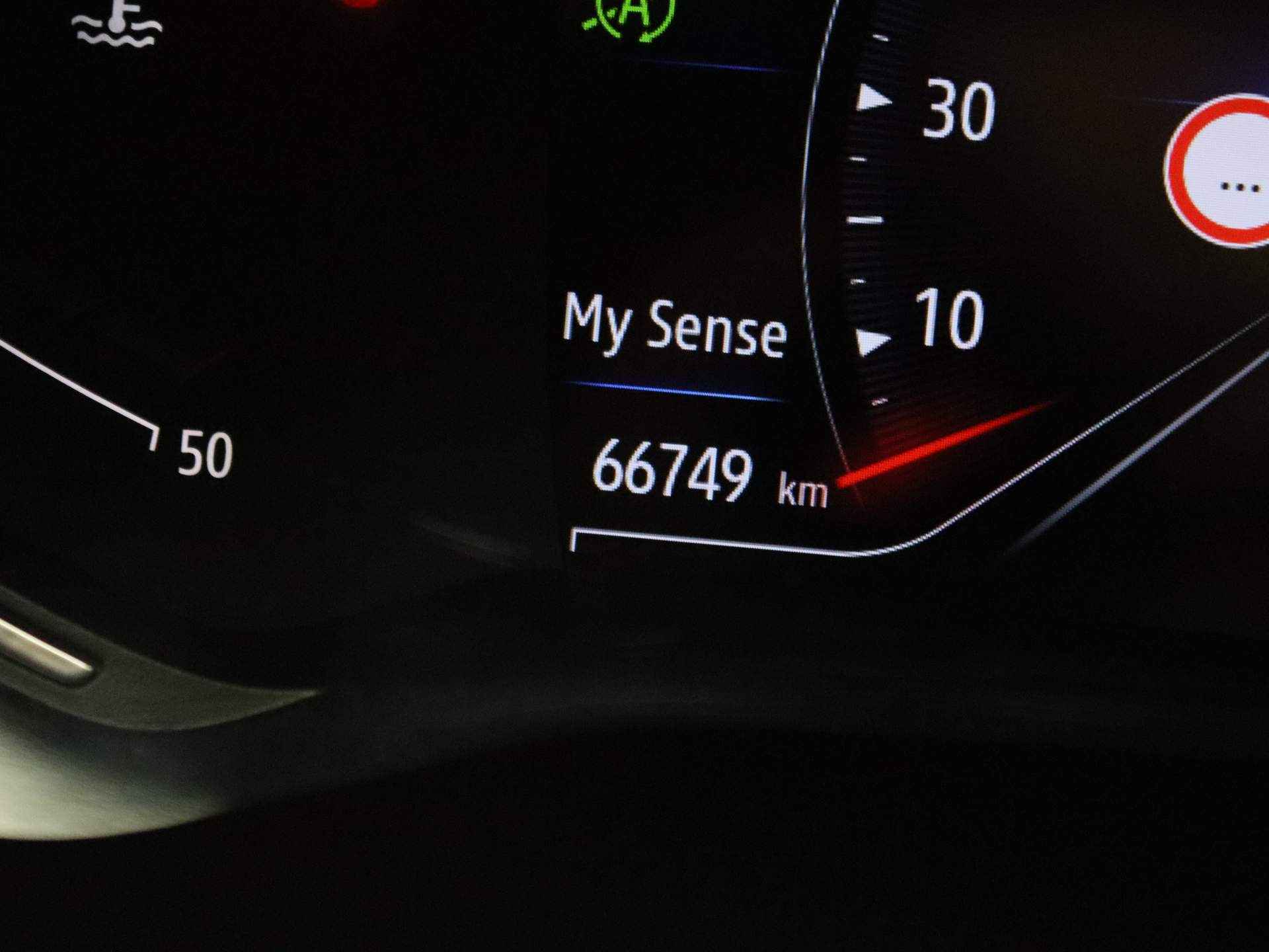 Renault Captur TCe 100pk Intens ALL- IN PRIJS! Climate | Navi | Parkeersensoren a. - 5/34
