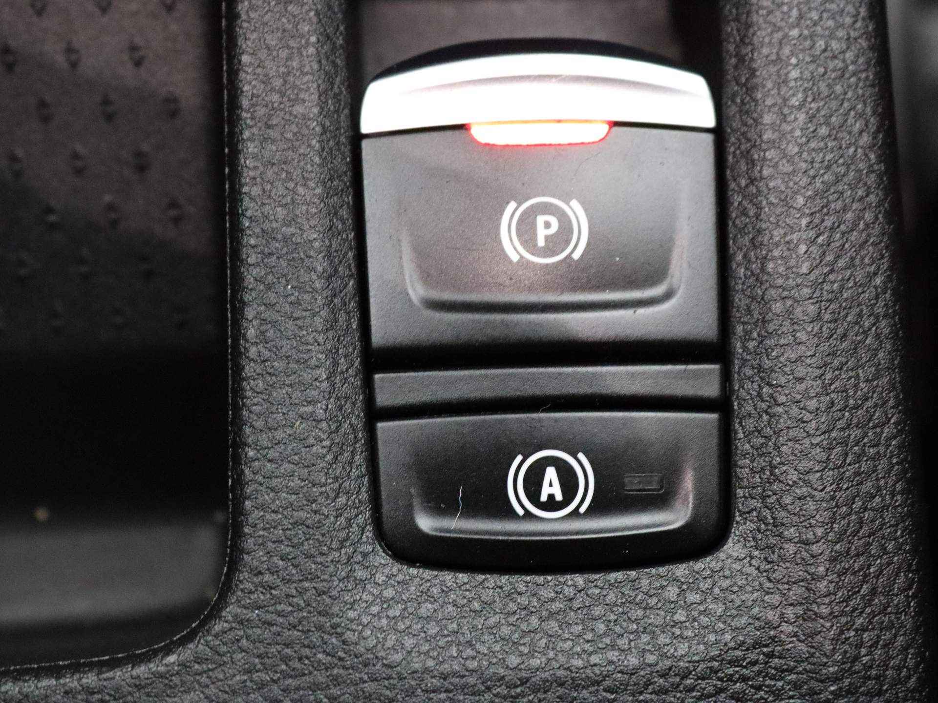 Renault Captur TCe 100pk Intens ALL- IN PRIJS! Climate | Navi | Parkeersensoren a. - 20/34