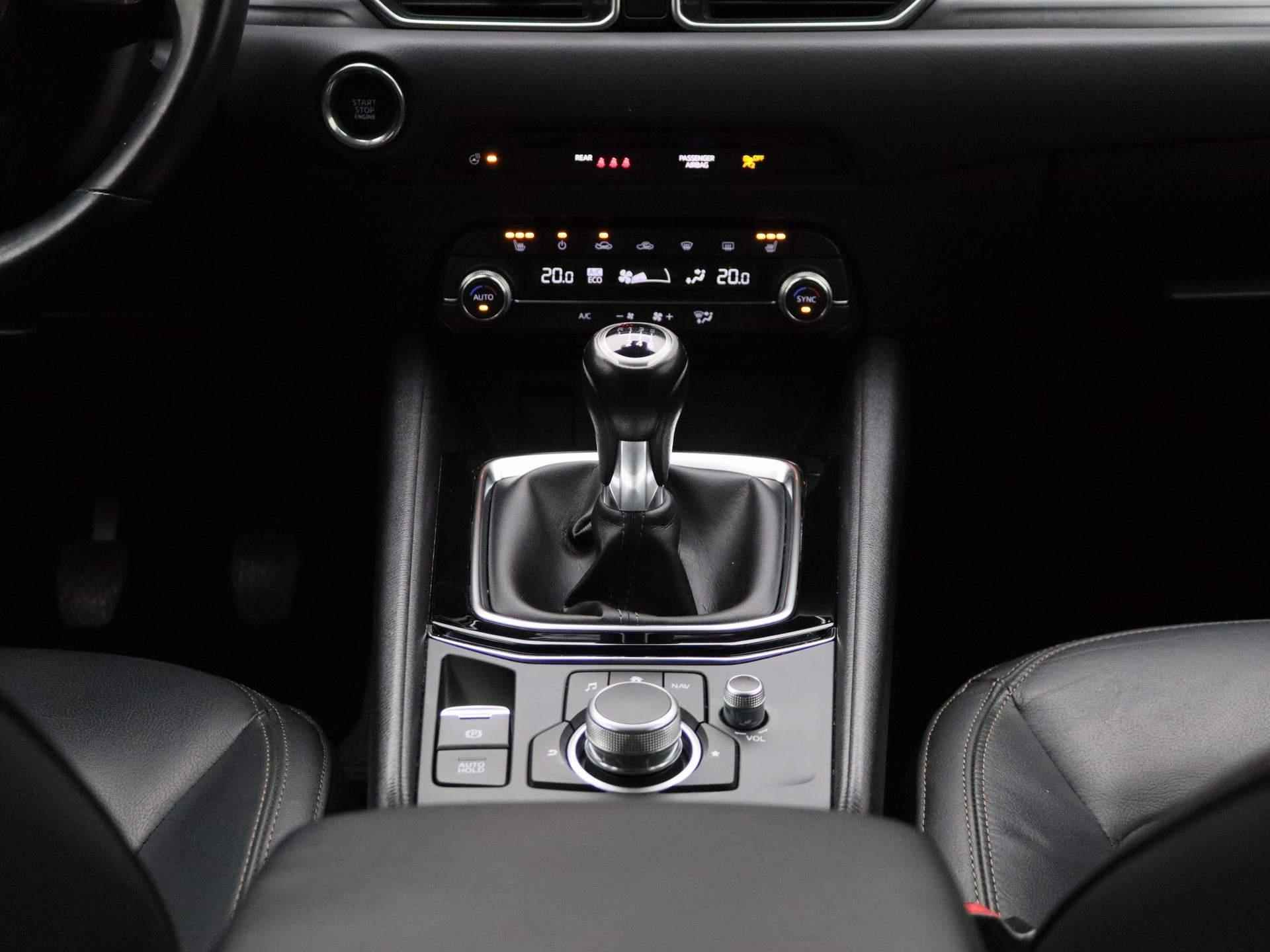 Mazda CX-5 2.0 SkyActiv-G 165 Business Comfort | LEDER | BOSE AUDIO | NAVIGATIE | ELEKTRISCHE BESTUURDERSSTOEL MET GEHEUGEN | LED KOPLAMPEN | PARKEERSENSOREN | STOELVERWARMING | STUURWIEL VERWARMING | - 11/34