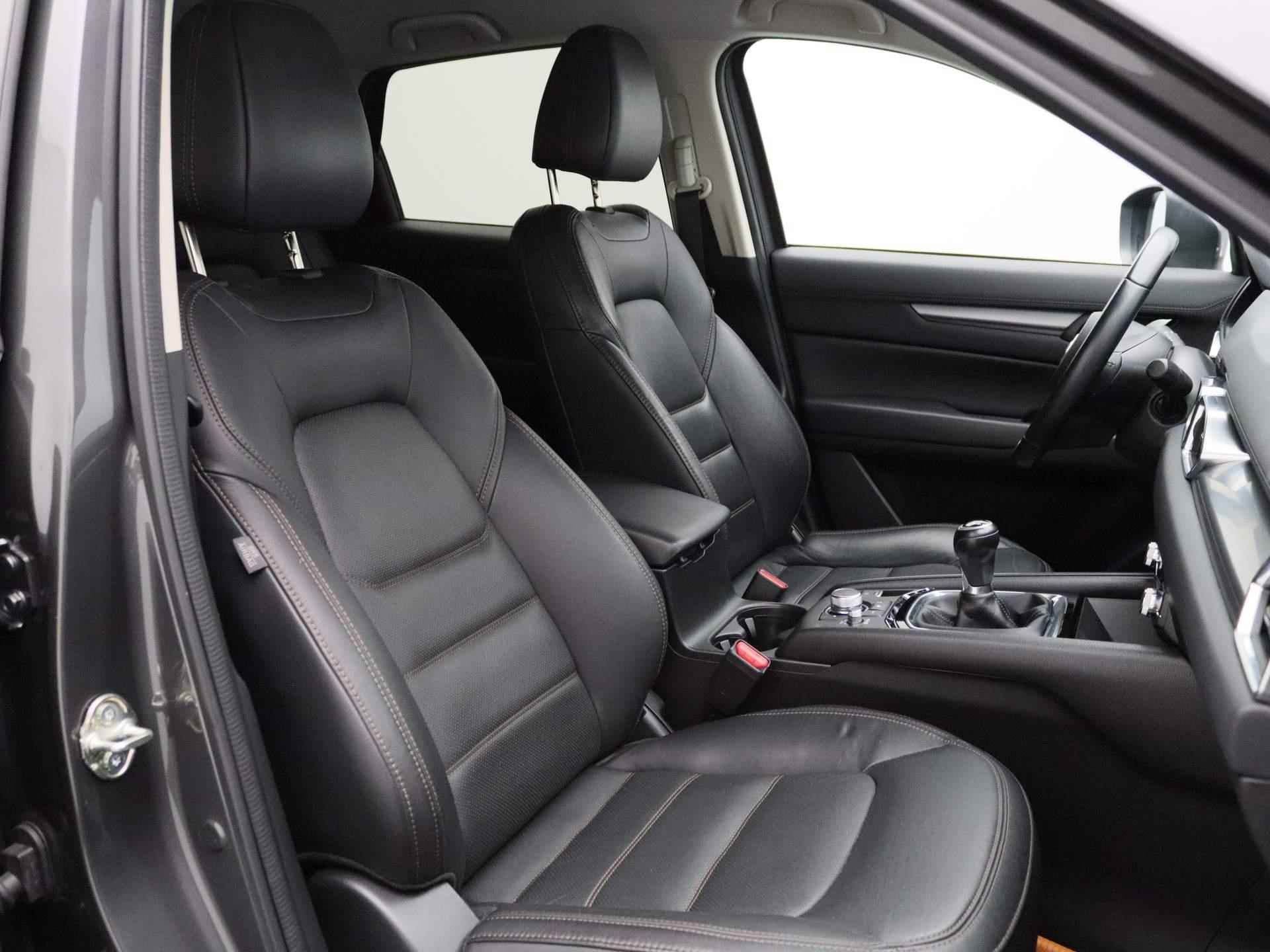 Mazda CX-5 2.0 SkyActiv-G 165 Business Comfort | LEDER | BOSE AUDIO | NAVIGATIE | ELEKTRISCHE BESTUURDERSSTOEL MET GEHEUGEN | LED KOPLAMPEN | PARKEERSENSOREN | STOELVERWARMING | STUURWIEL VERWARMING | - 31/34