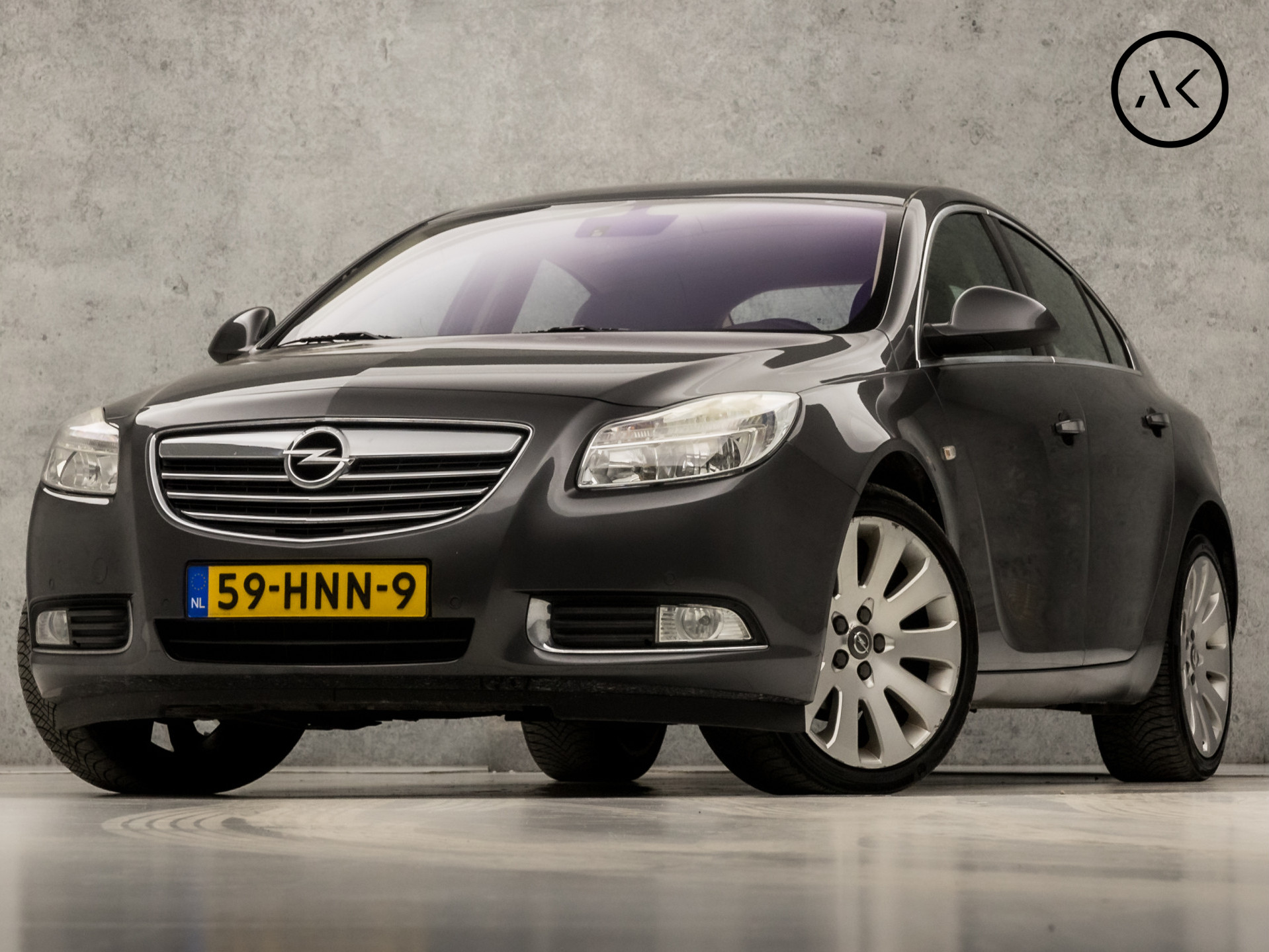 Opel Insignia 1.8 Cosmo (YOUNGTIMER, NAVIGATIE, NAP, CLIMATE, STOELVERWARMING, LEDEREN SPORTSTOELEN, GETINT GLAS, BLUETOOTH, PARKEERSENSOREN, NIEUWE APK, NIEUWSTAAT)