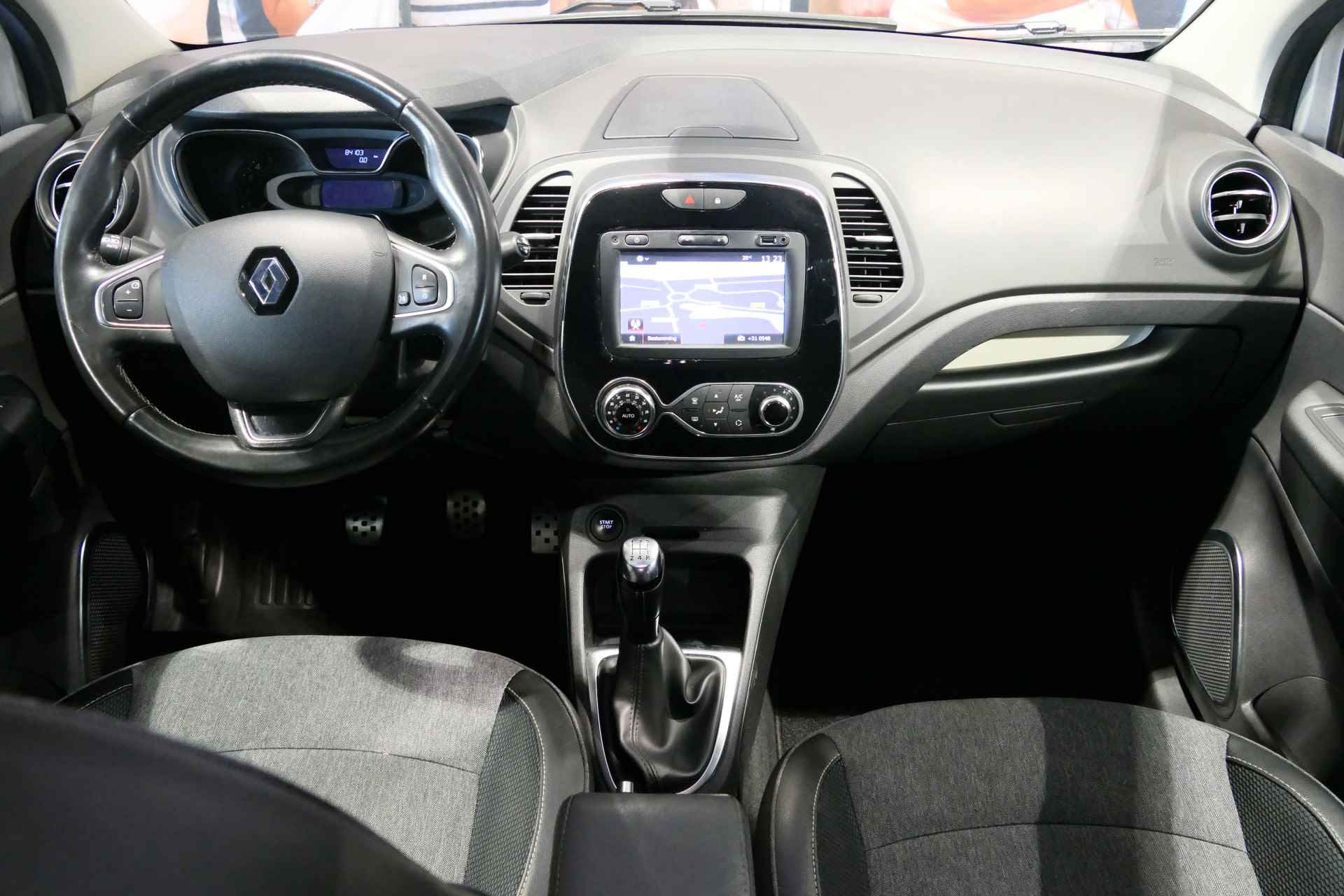 Renault Captur TCe 90 Intens - All Seasons, Camera, Sensoren V+A, LMV 17" - 12/36
