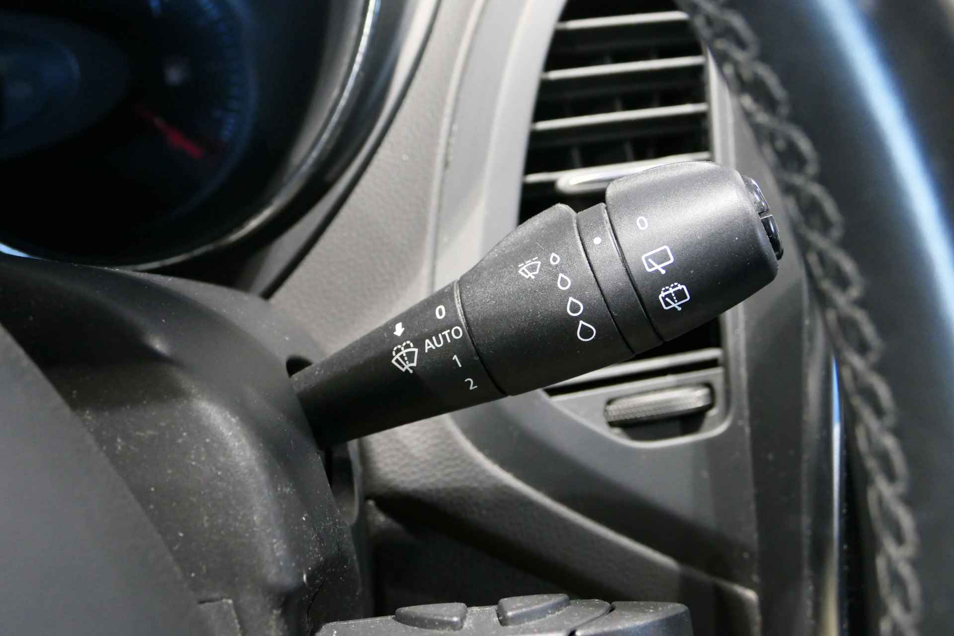 Renault Captur TCe 90 Intens - All Seasons, Camera, Sensoren V+A, LMV 17" - 29/36
