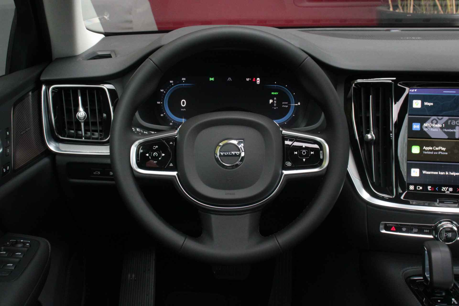 Volvo S60 2.0 Recharge T6 AWD Plus Dark | Schuifdak | Harman/Kardon audio | Geheugen stoelen | Adaptieve Cruise met Stuurhulp | Stuur- en - 14/28