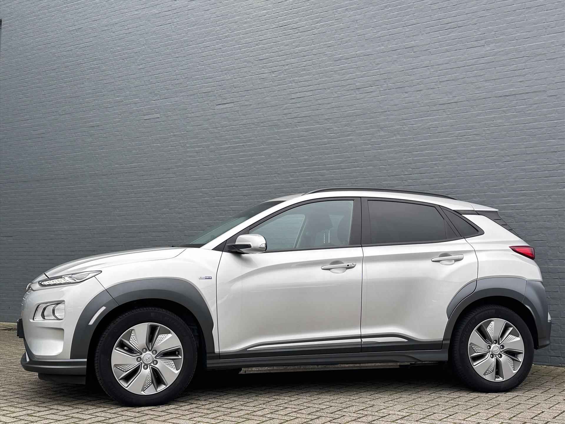 Hyundai Kona EV  64KwH  204pk Automaat Fashion | - 5/30